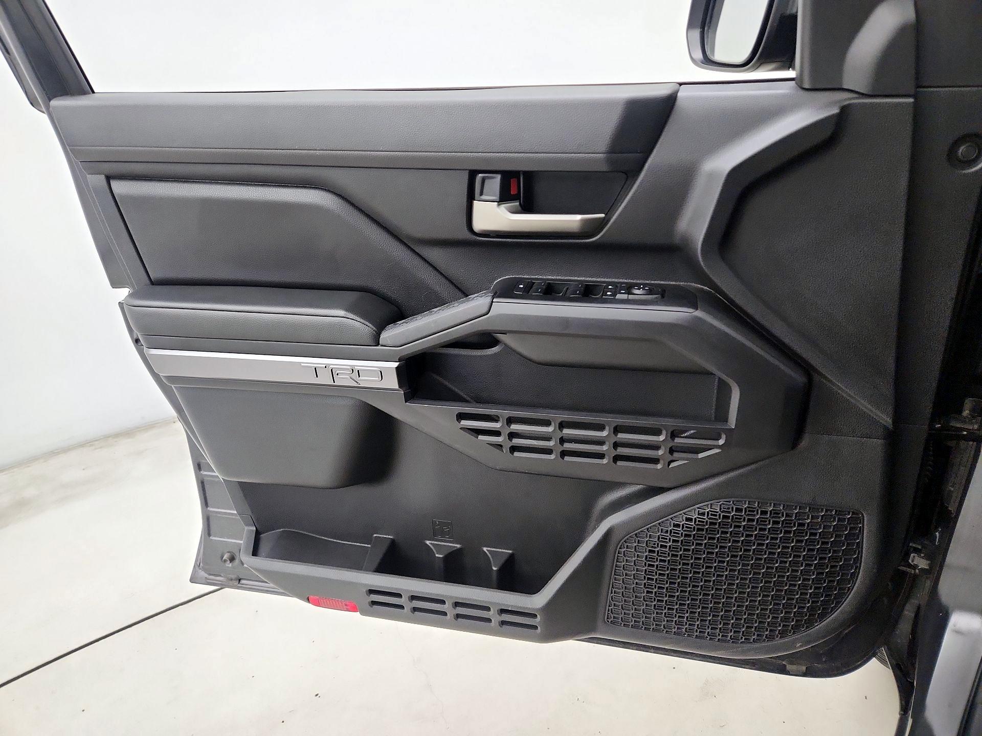 Thumbnail: 2025 Toyota Tacoma - 12