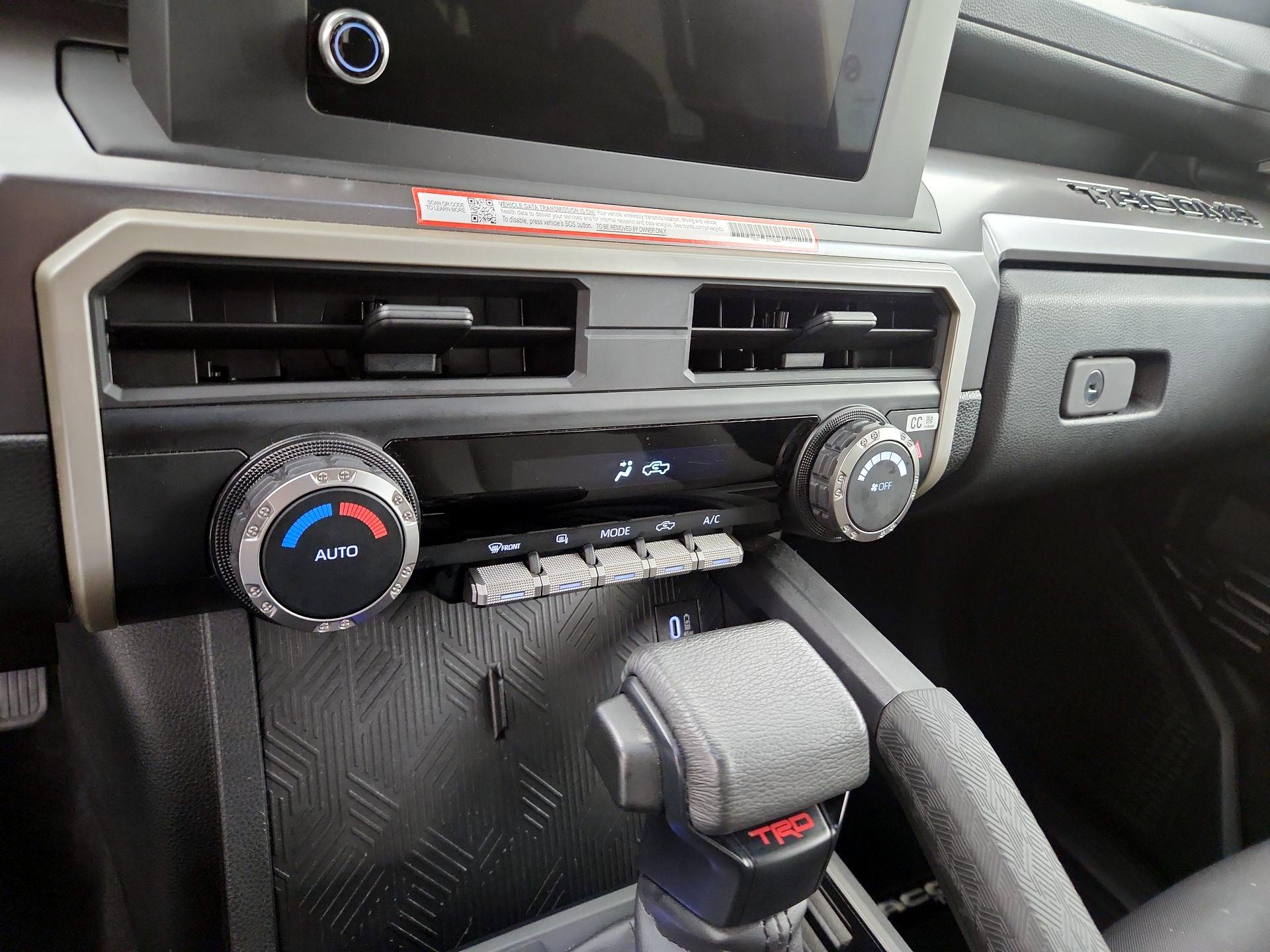 Thumbnail: 2025 Toyota Tacoma - 14