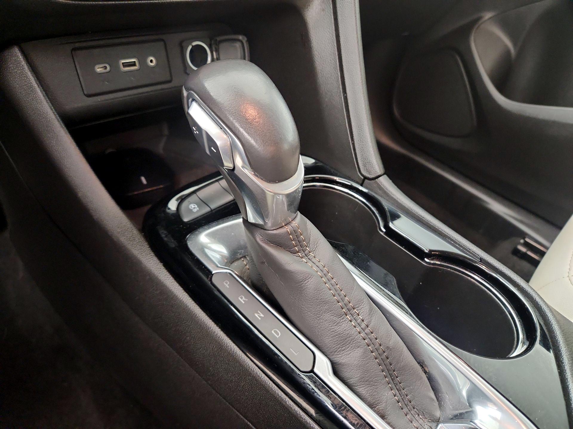 Thumbnail: 2020 Buick Encore GX - 15