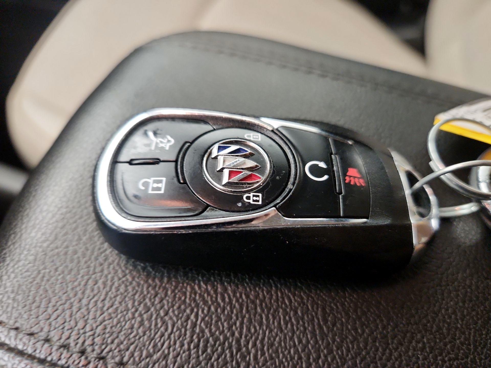 Thumbnail: 2020 Buick Encore GX - 18