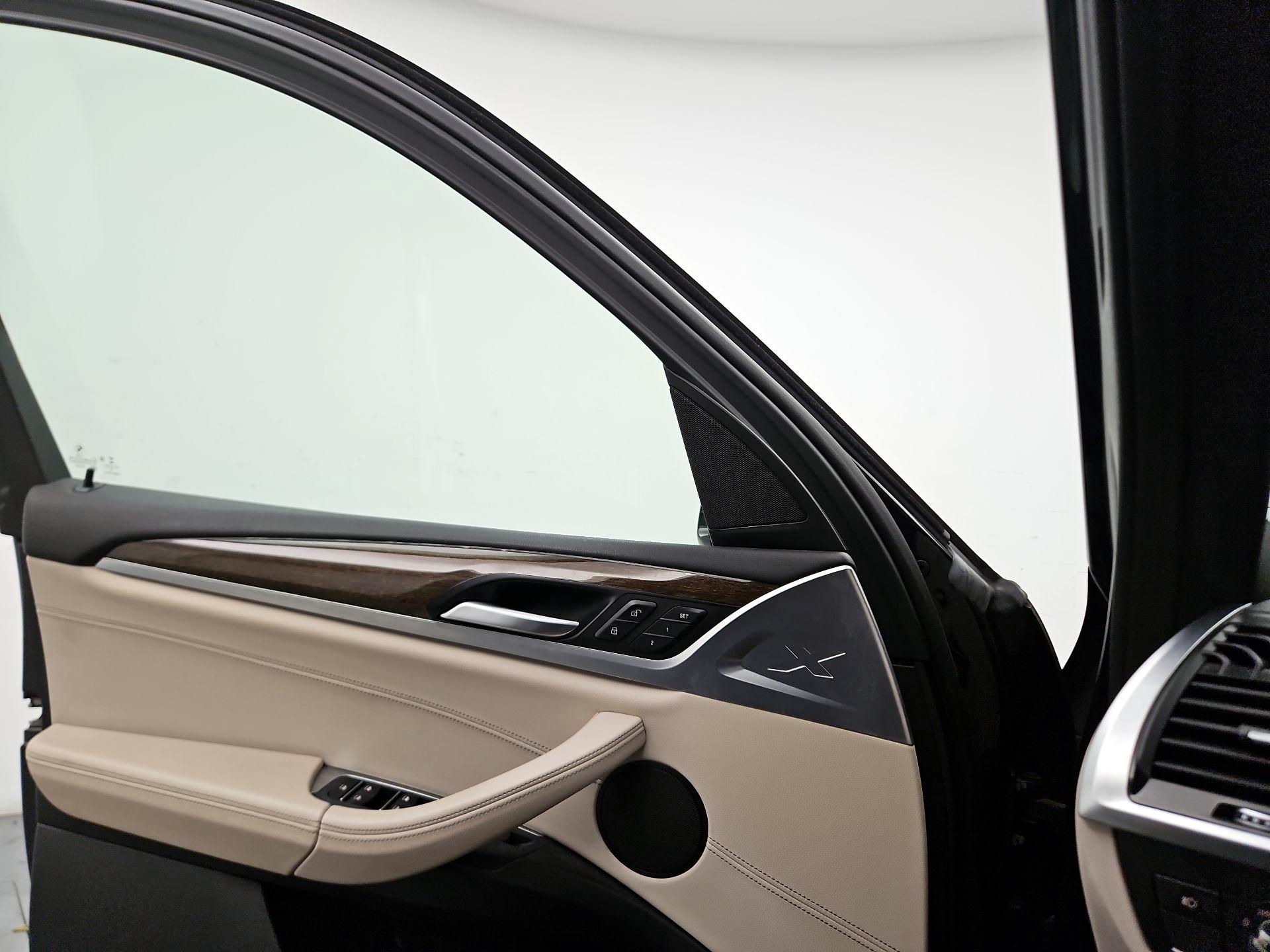 Thumbnail: 2019 BMW X3 - 12