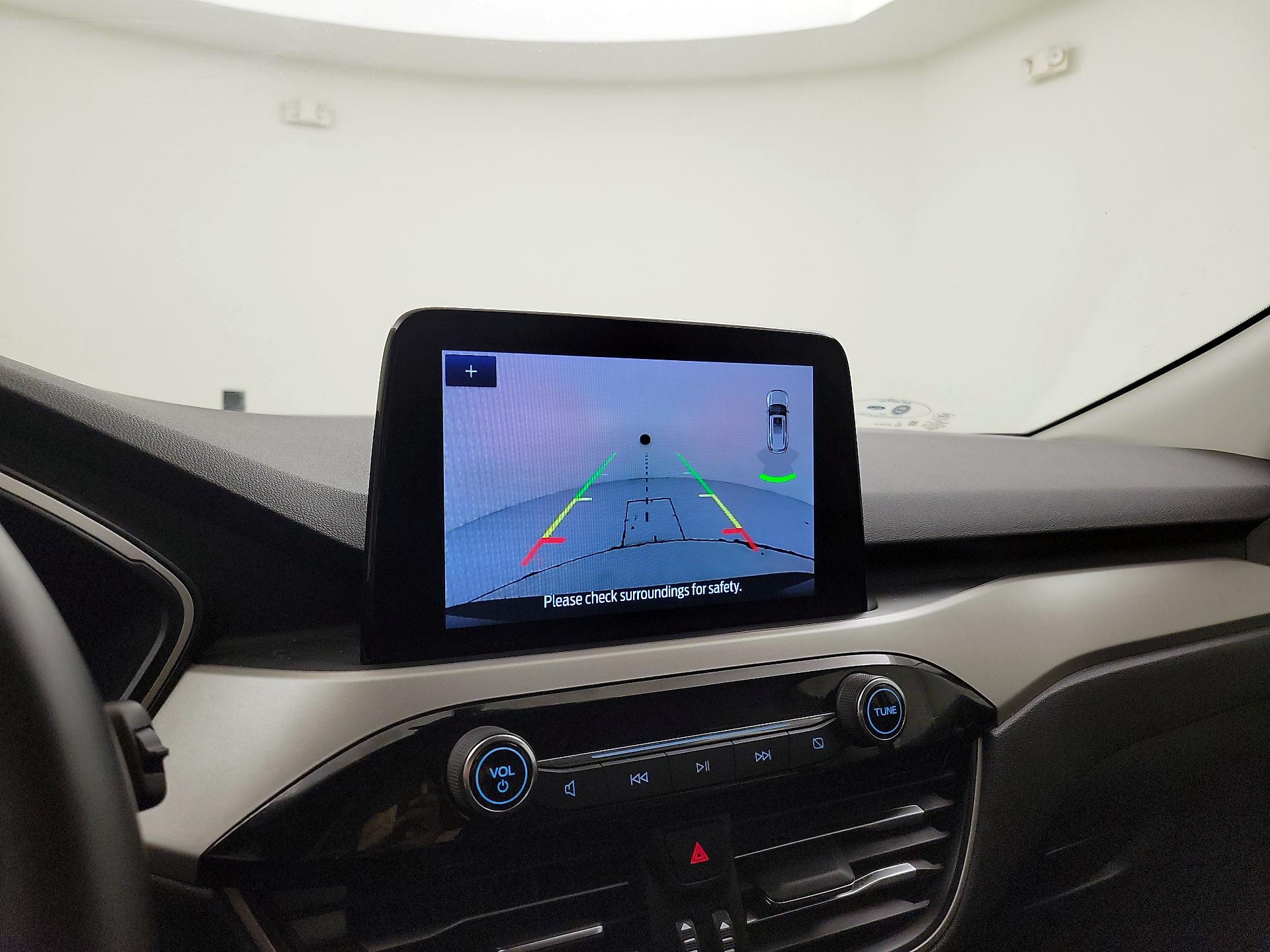 Thumbnail: 2022 Ford Escape - 15