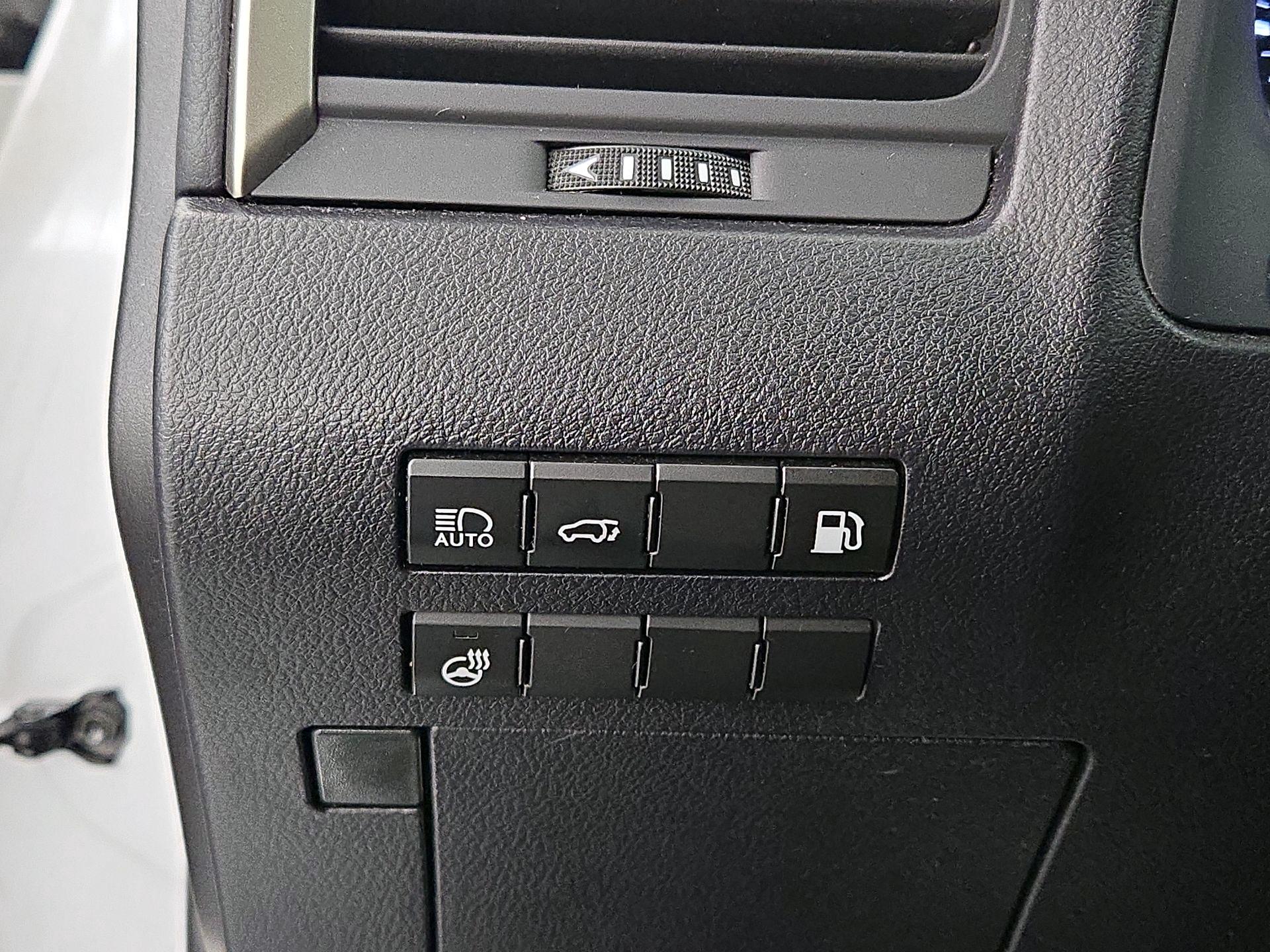 Thumbnail: 2017 Lexus RX - 13