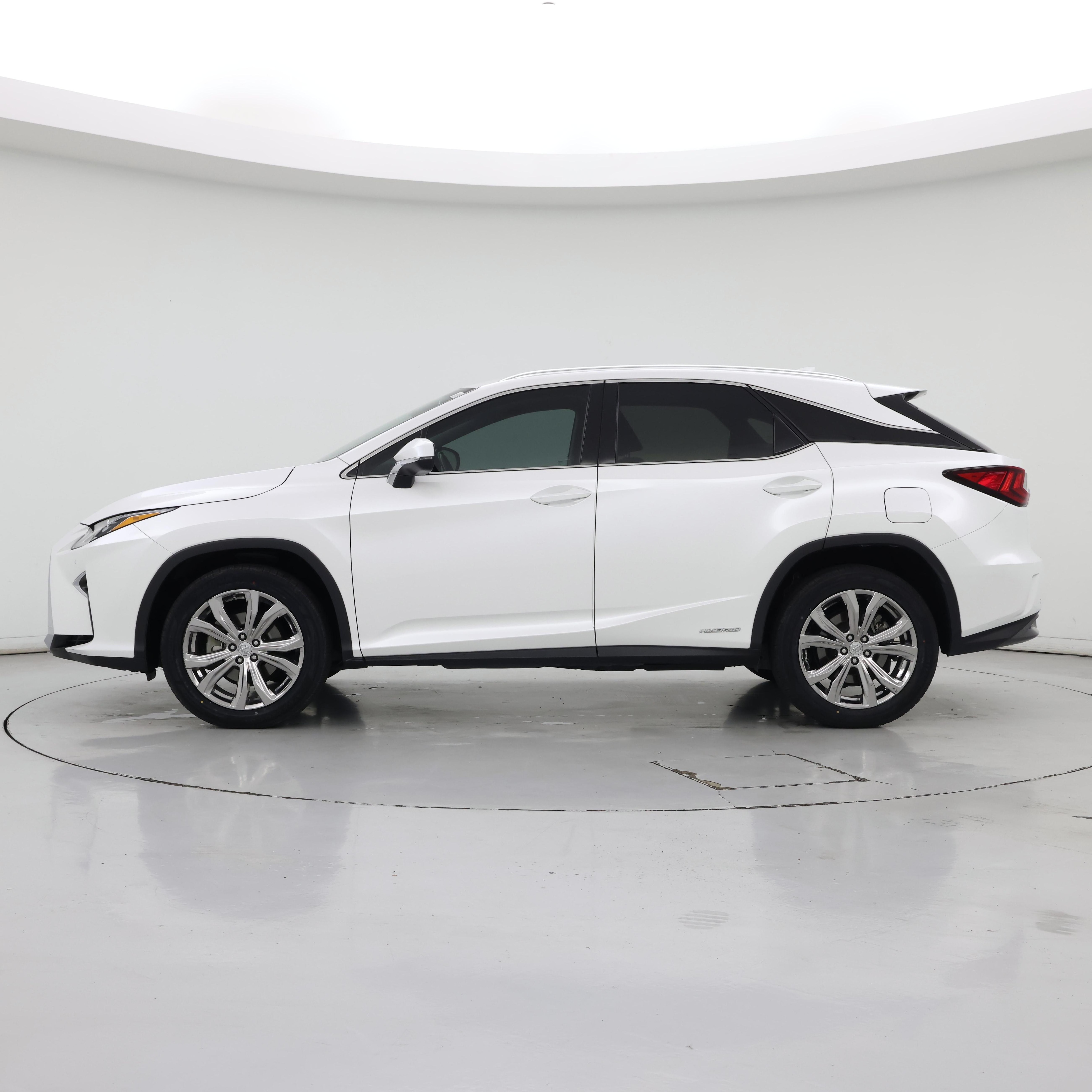 Thumbnail: 2017 Lexus RX - 3
