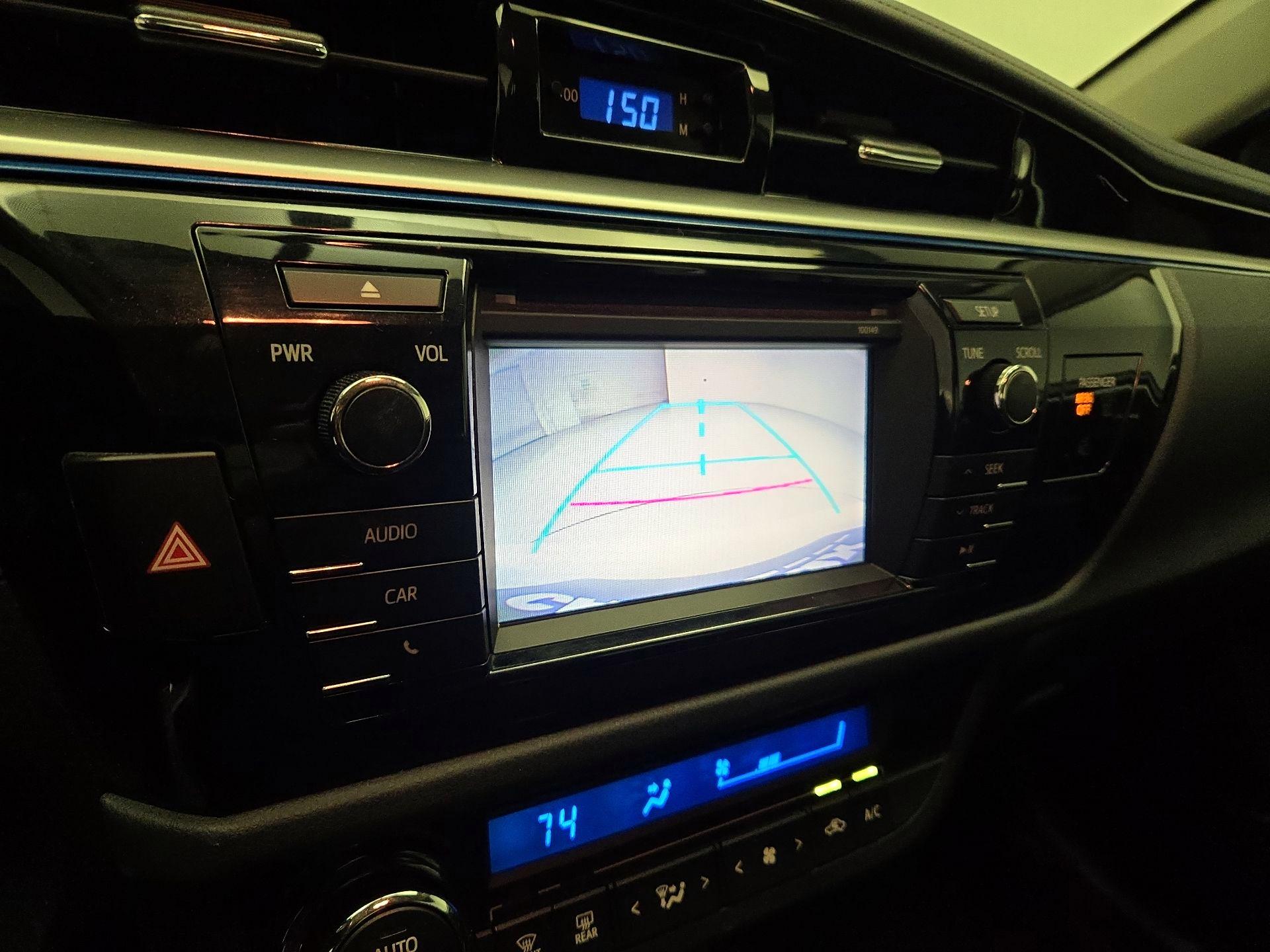 Thumbnail: 2014 Toyota Corolla - 14