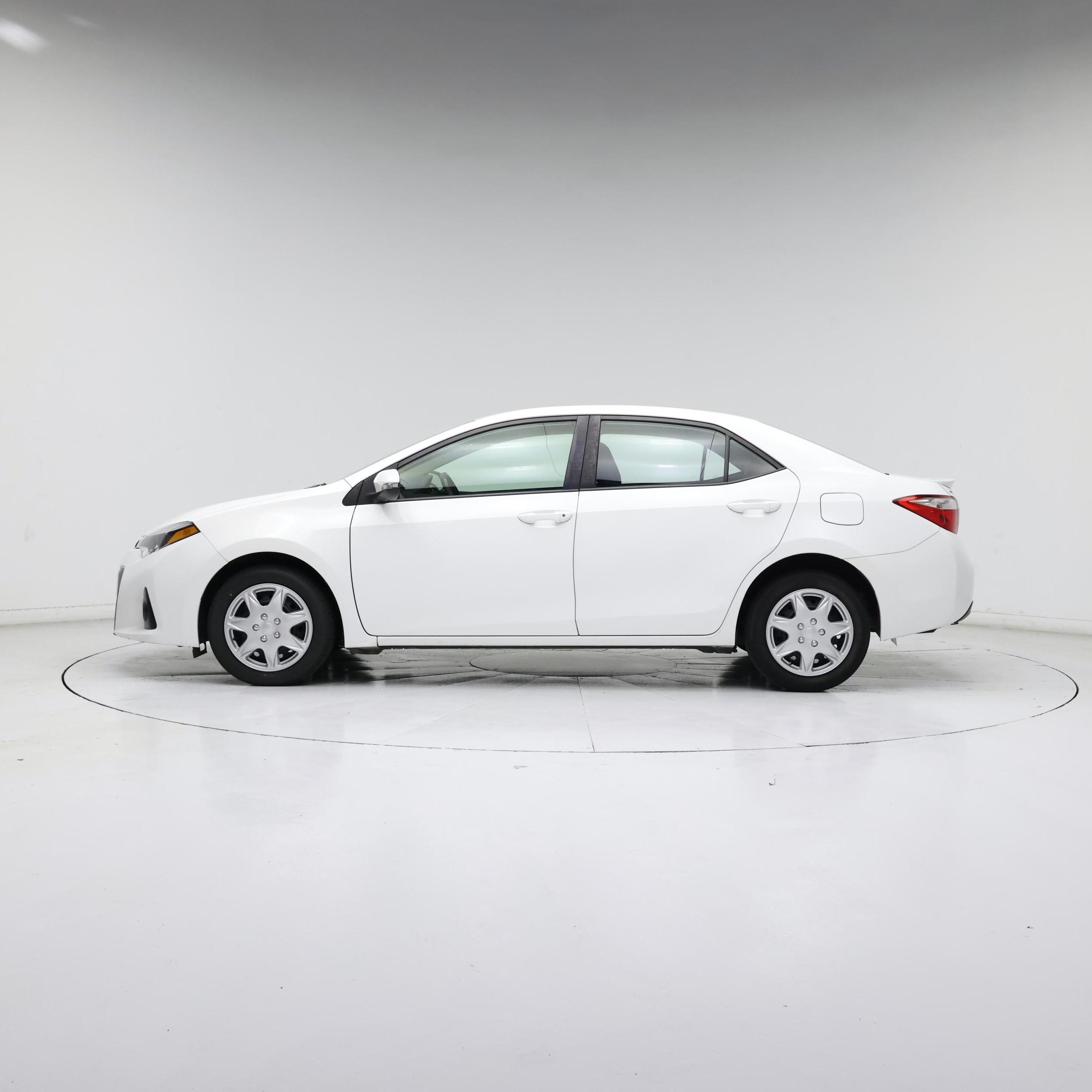 Thumbnail: 2014 Toyota Corolla - 3