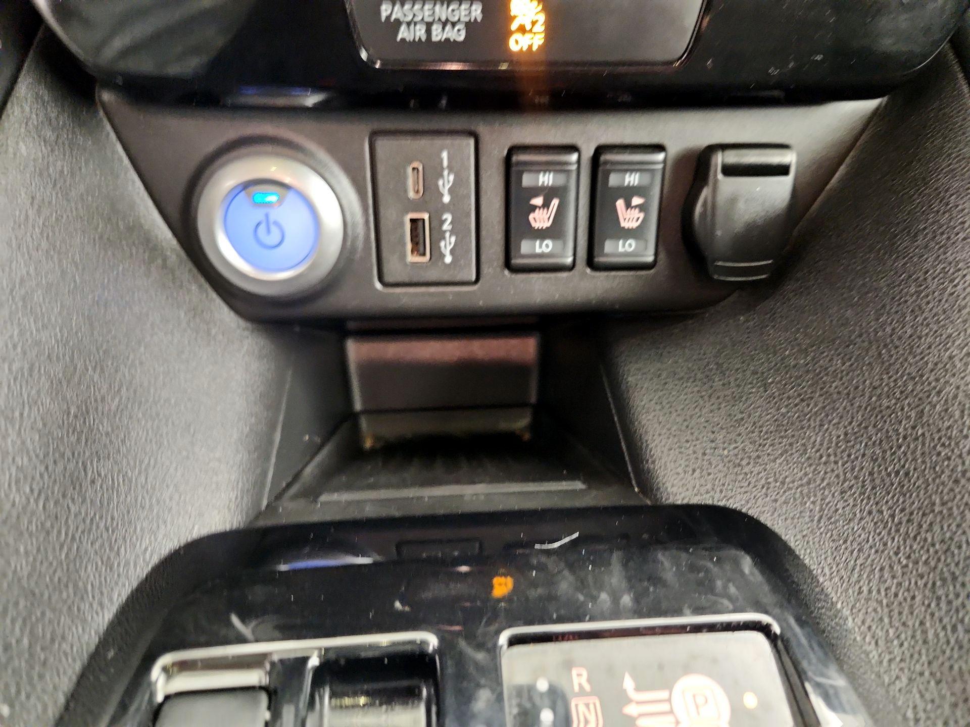 Thumbnail: 2023 Nissan Leaf - 18