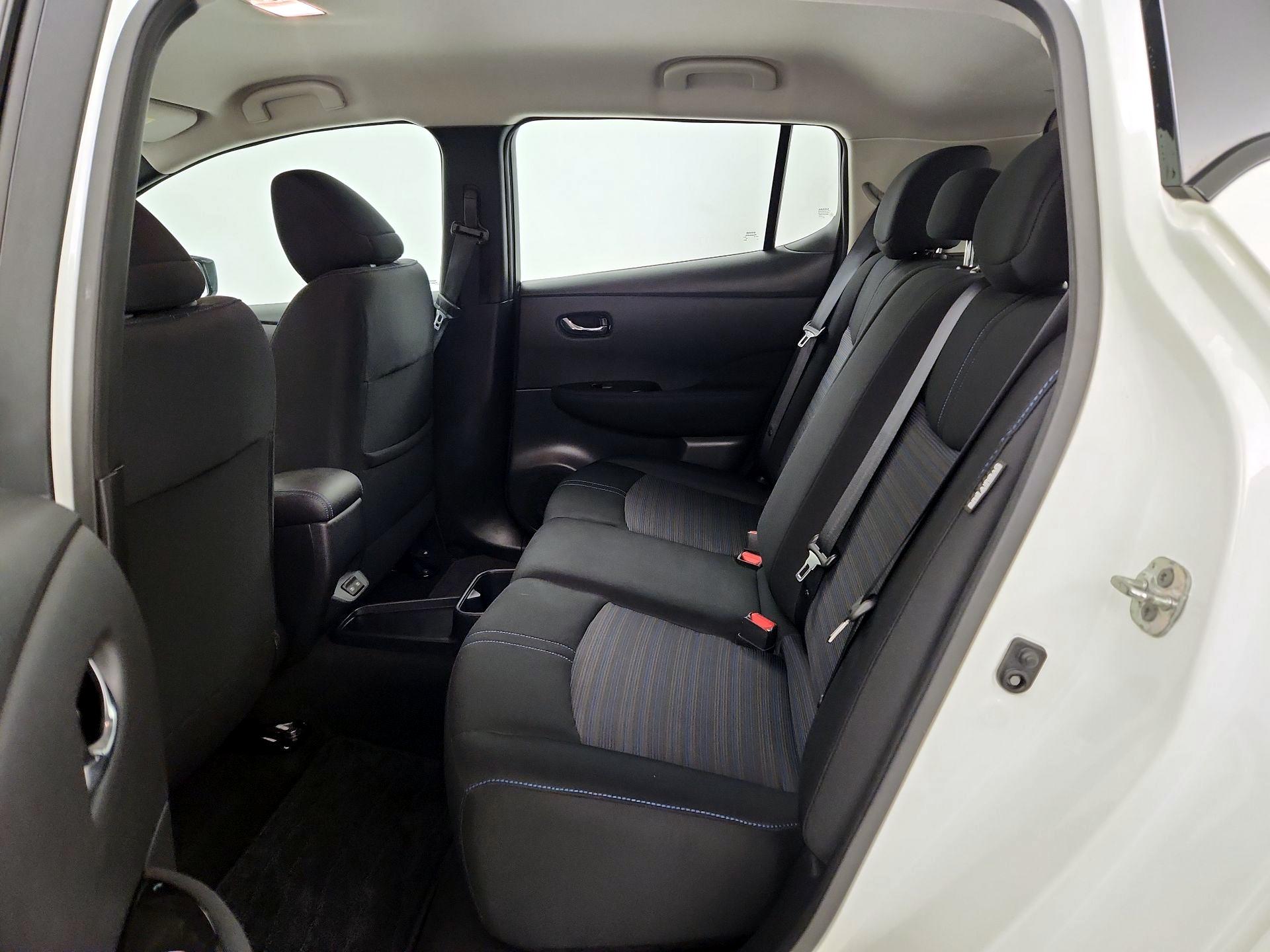 Thumbnail: 2023 Nissan Leaf - 19