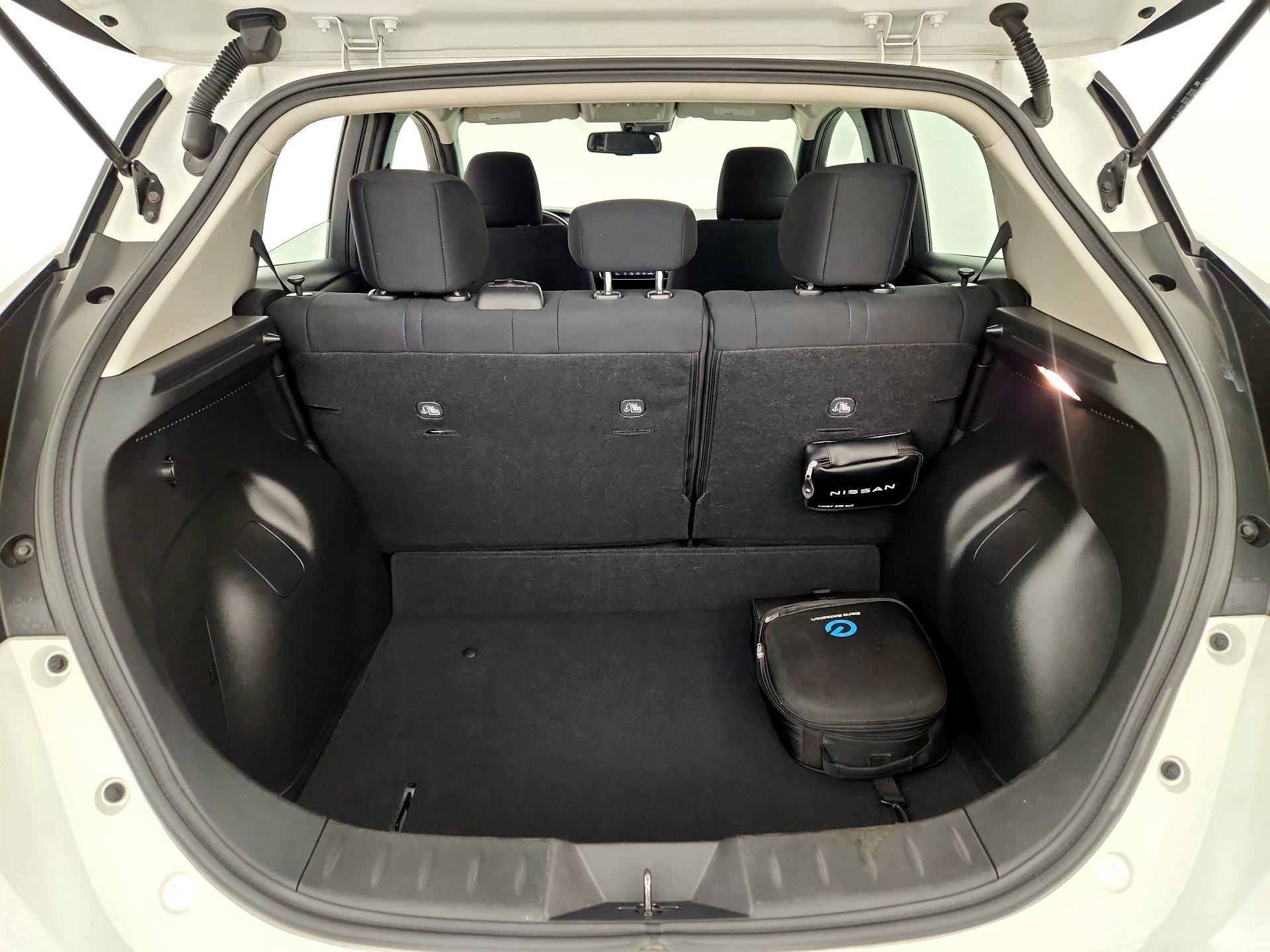 Thumbnail: 2023 Nissan Leaf - 20