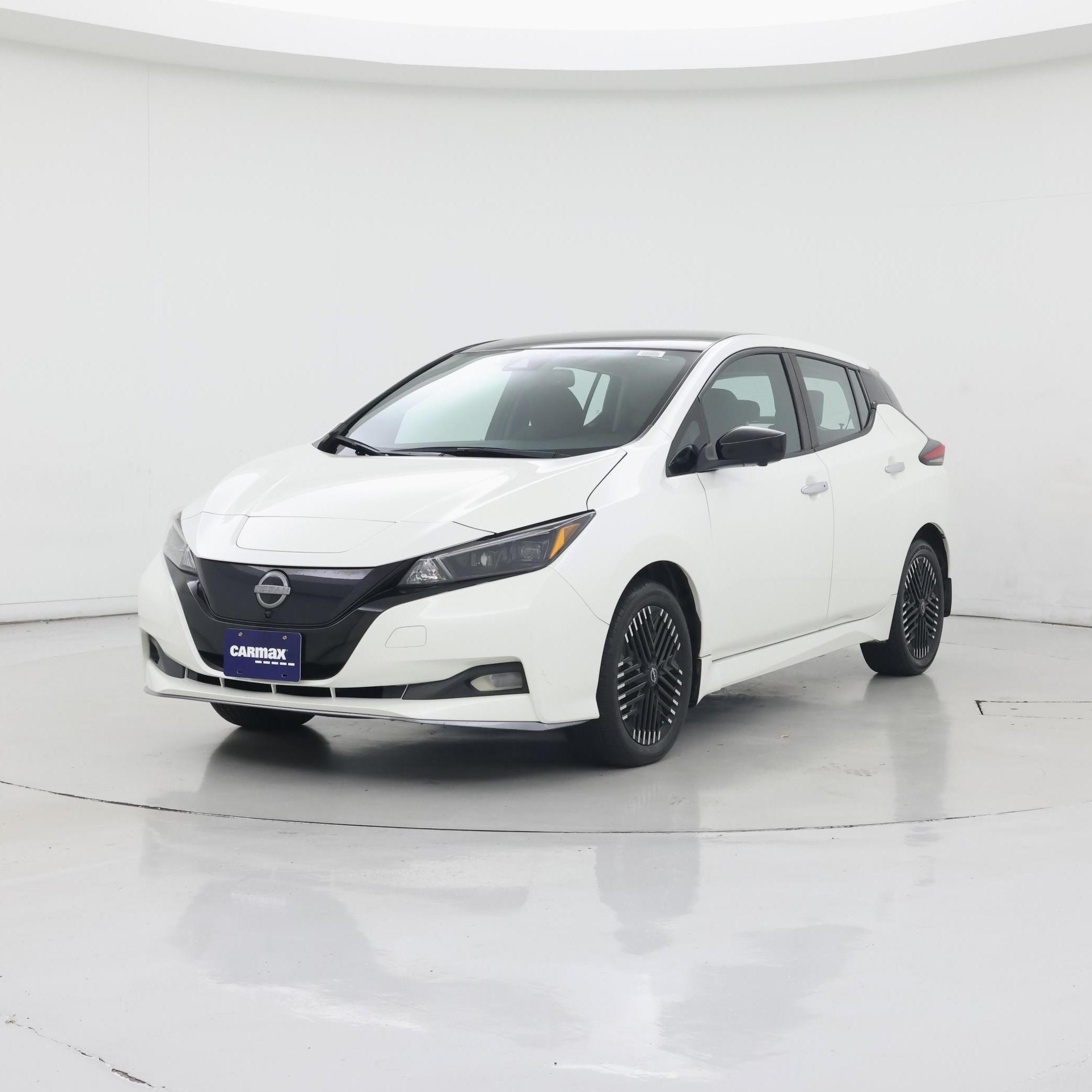 Thumbnail: 2023 Nissan Leaf - 4