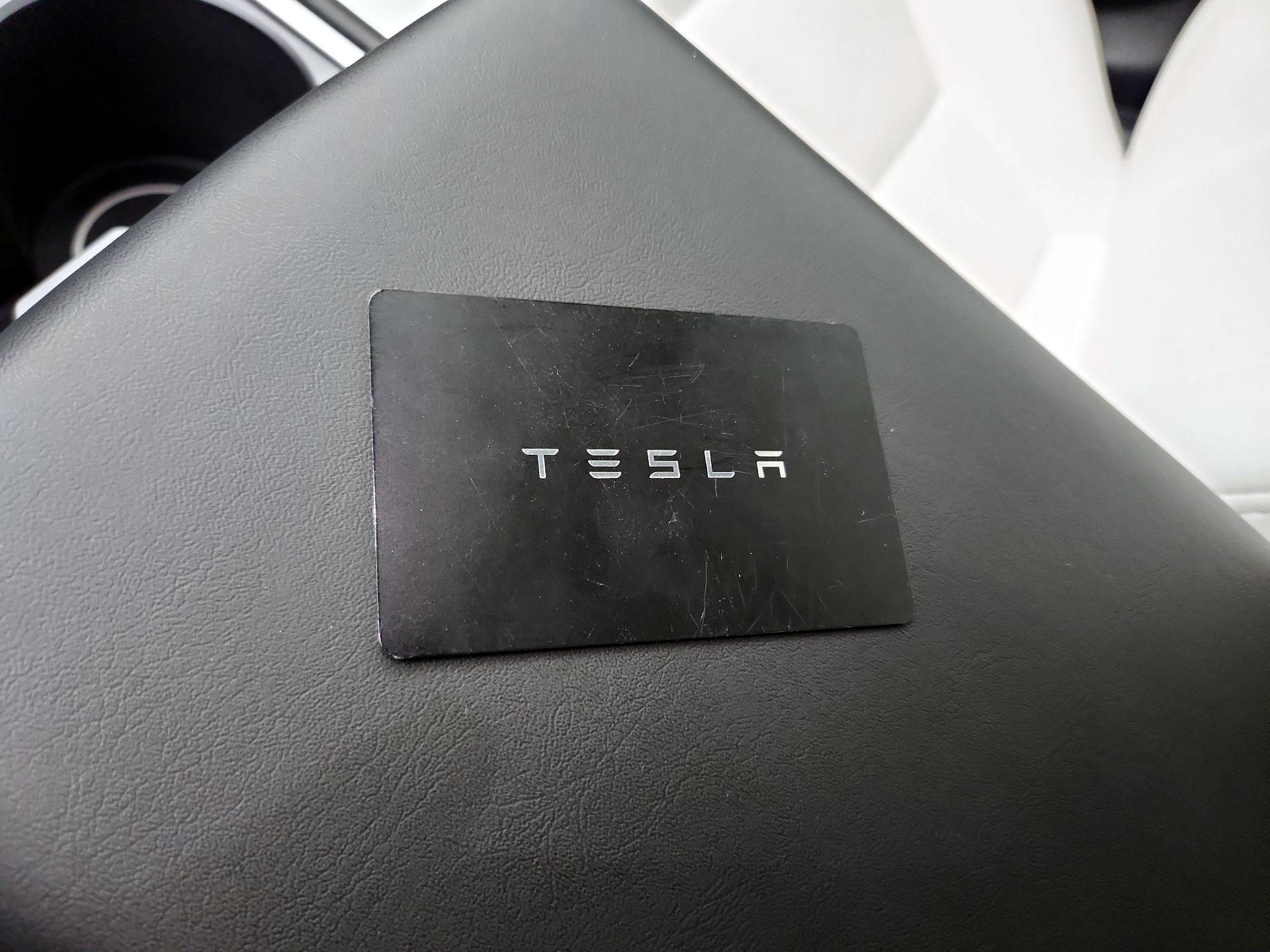 Thumbnail: 2023 Tesla Model 3 - 18