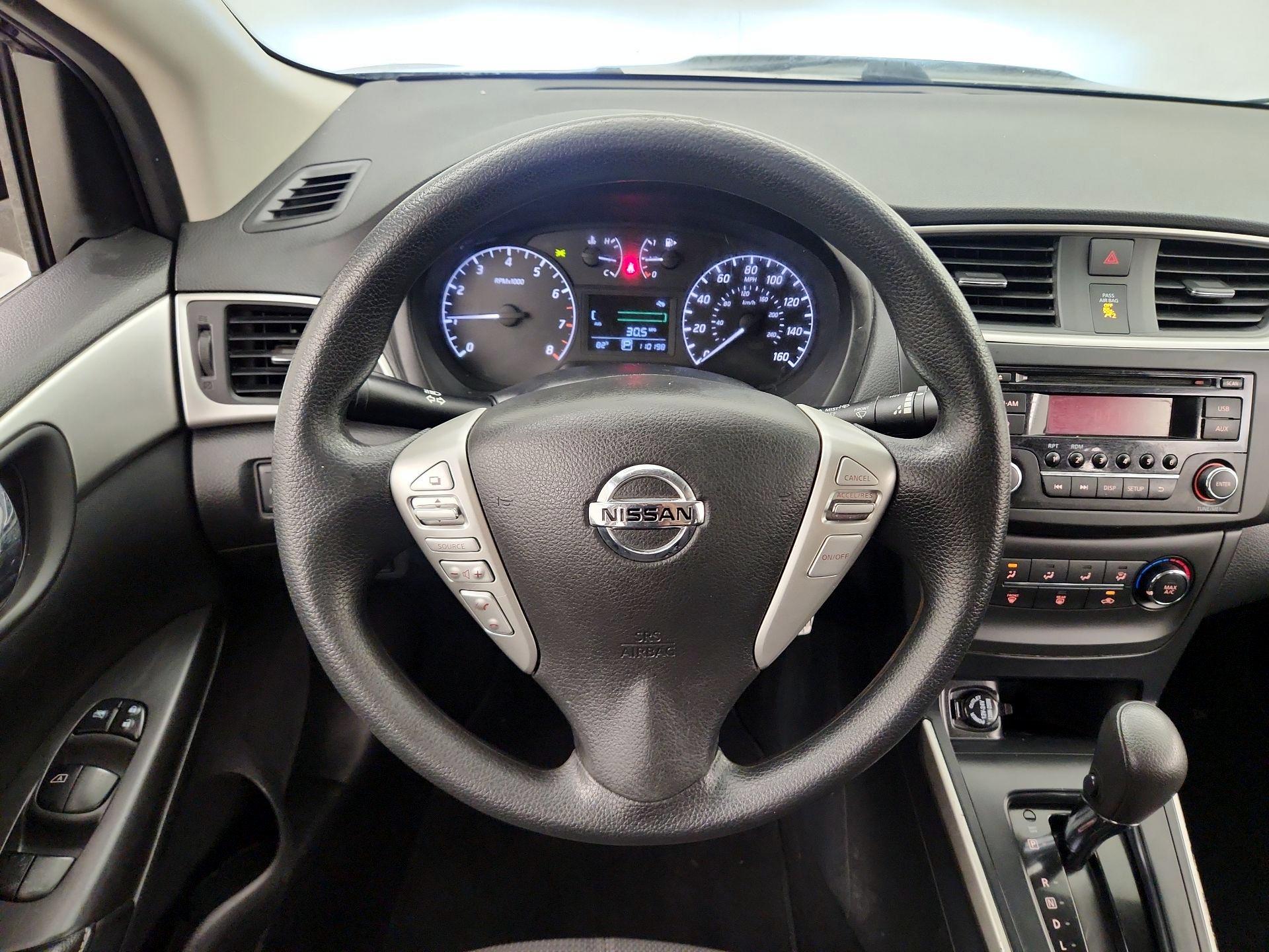 Thumbnail: 2017 Nissan Sentra - 10