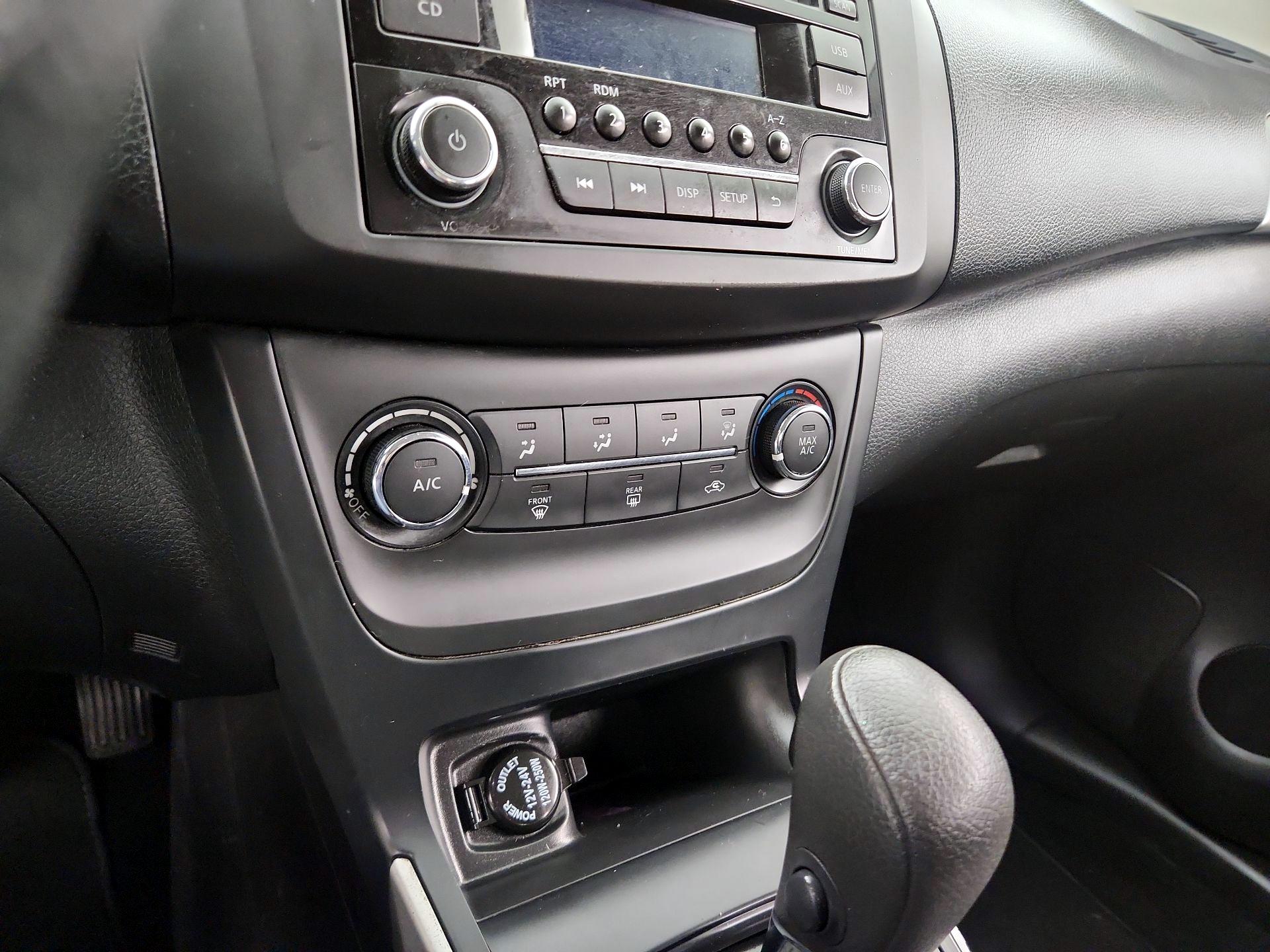 Thumbnail: 2017 Nissan Sentra - 14