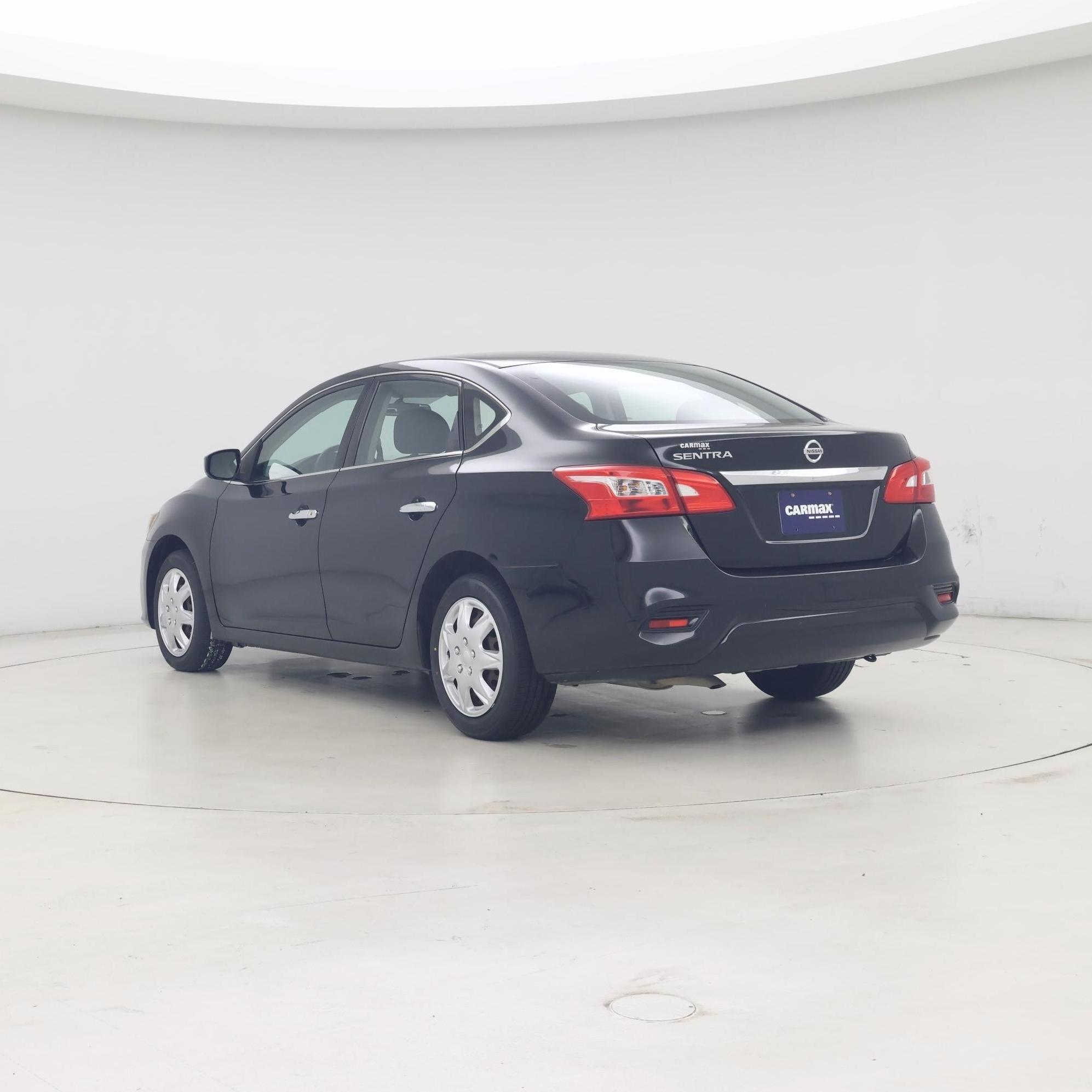 Thumbnail: 2017 Nissan Sentra - 2