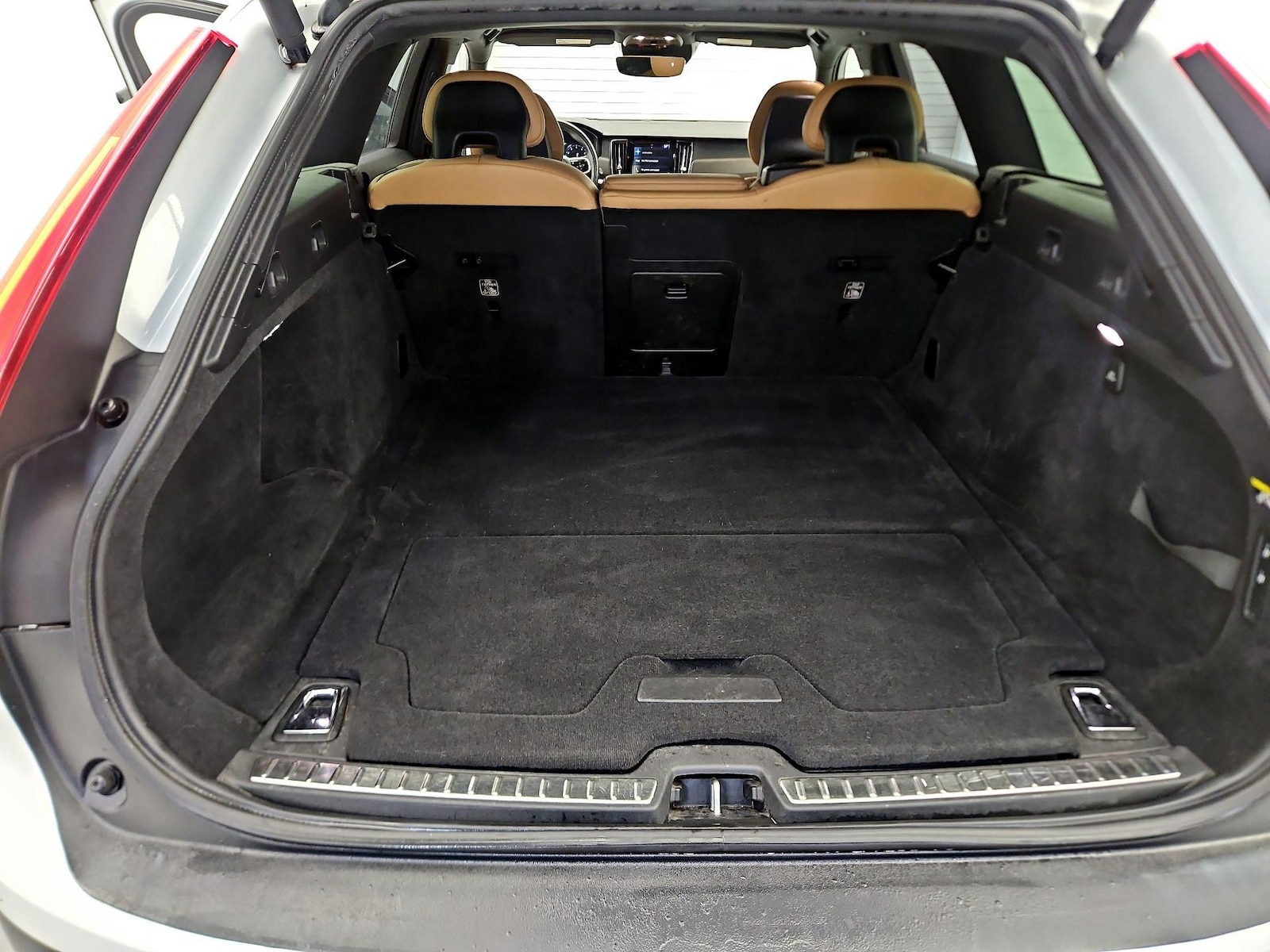2018 Volvo V90 Cross Country - Photo 20