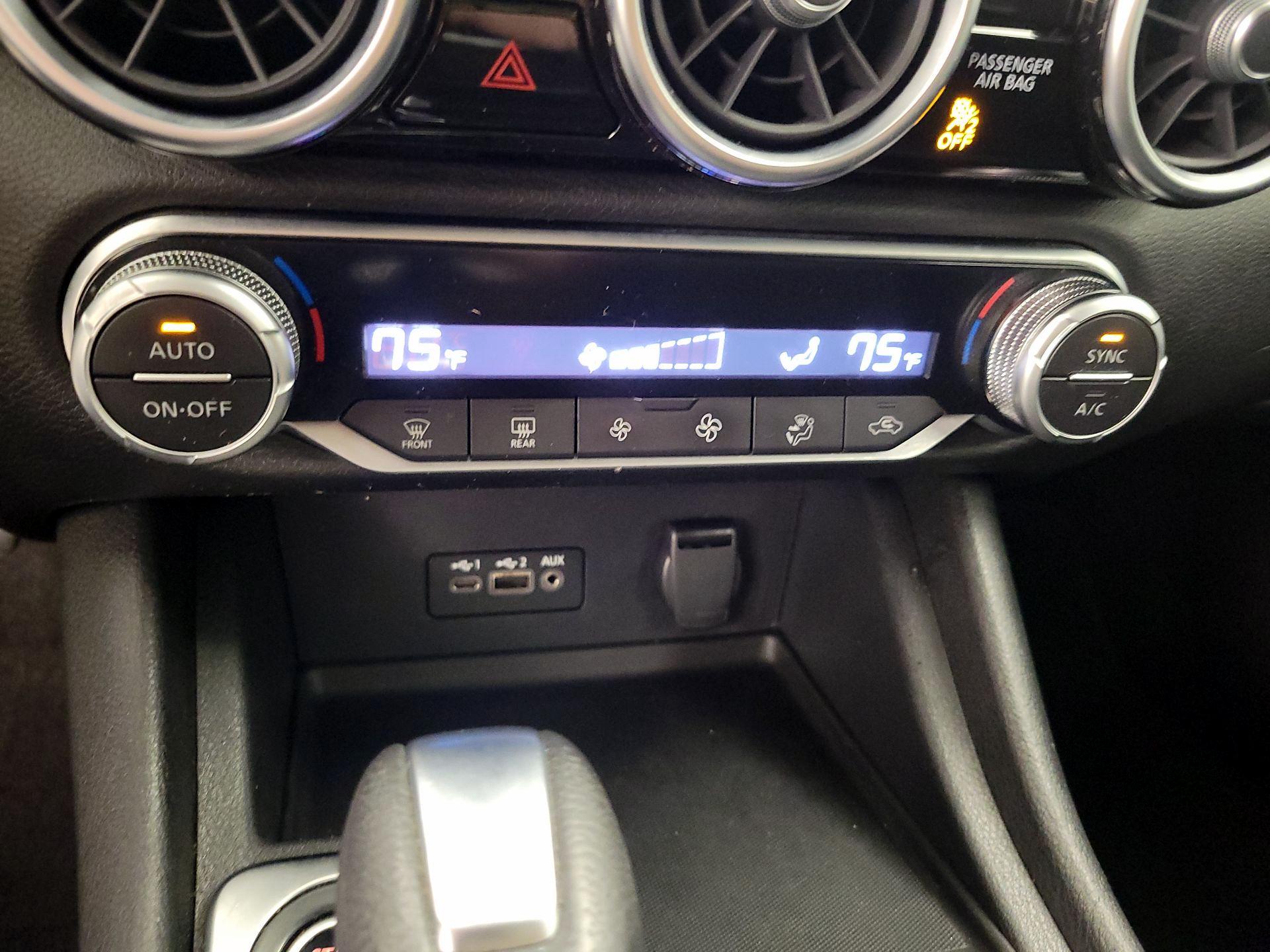 Thumbnail: 2020 Nissan Sentra - 16