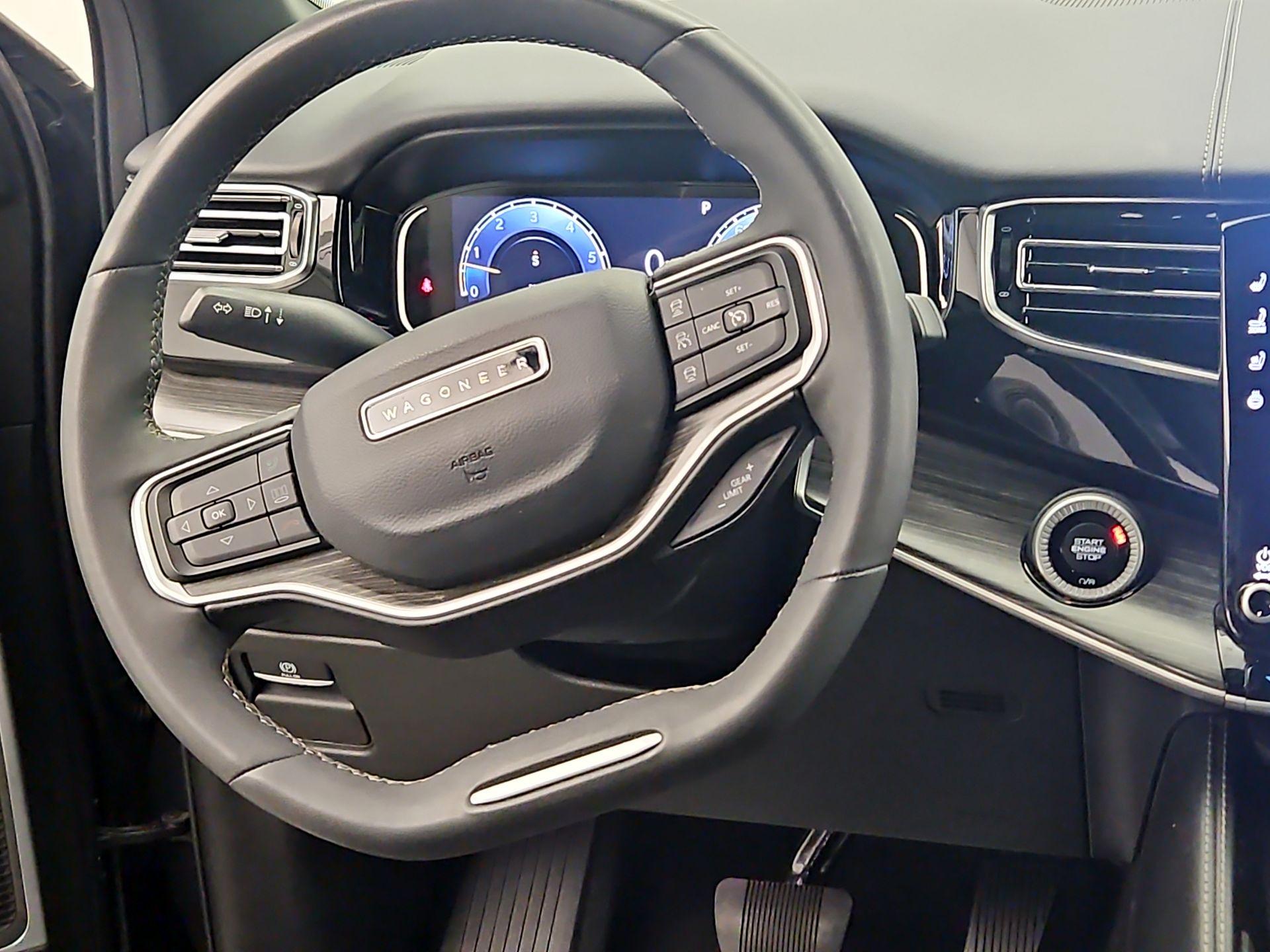 Thumbnail: 2023 Jeep Wagoneer - 10