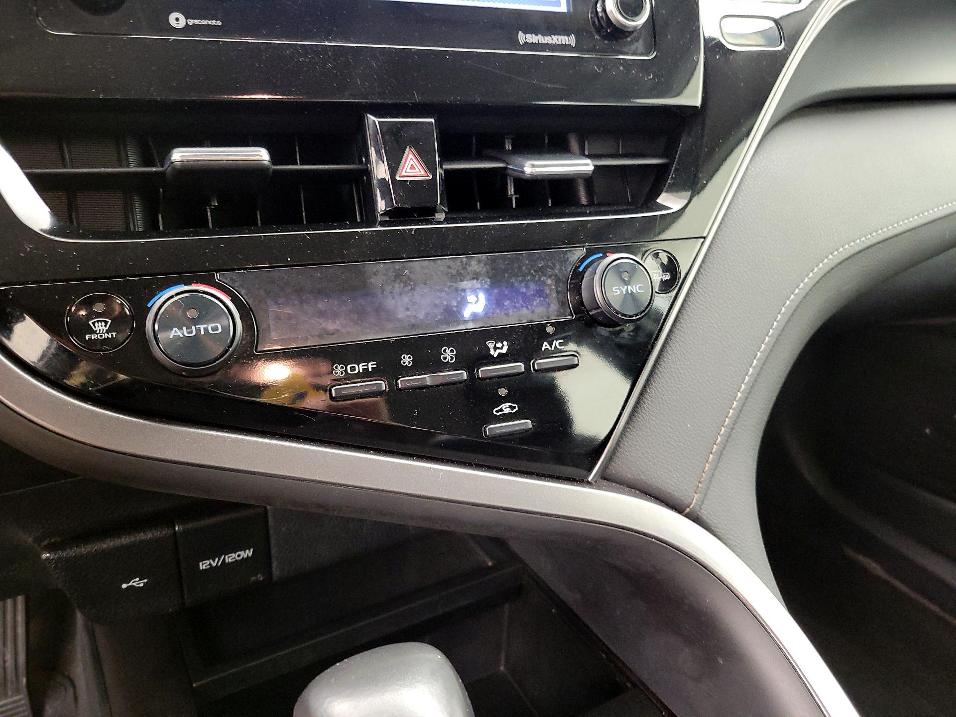 Thumbnail: 2024 Toyota Camry - 16