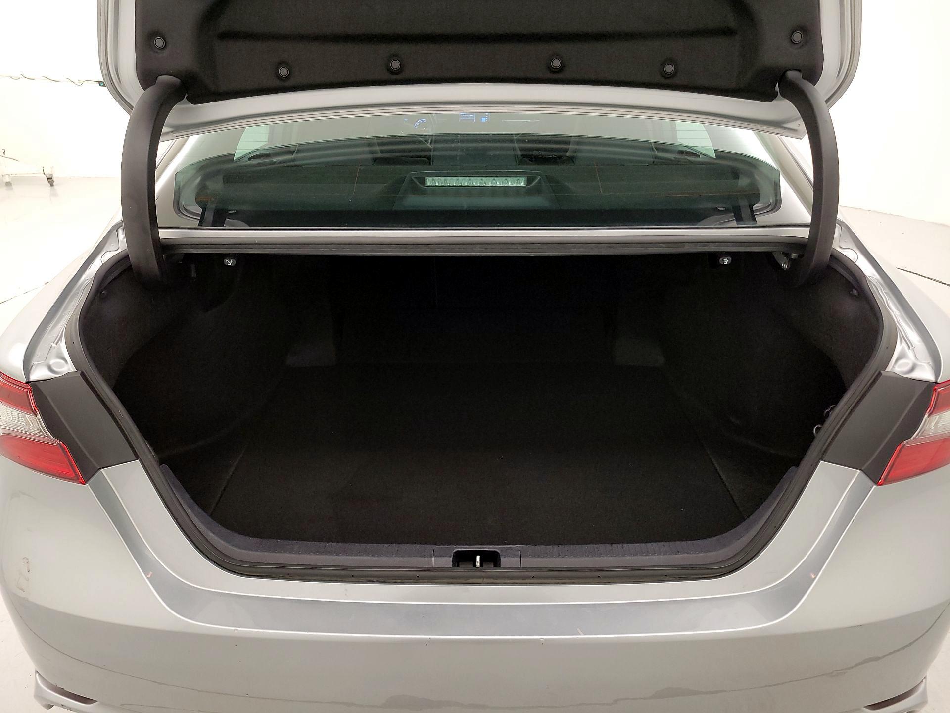 Thumbnail: 2024 Toyota Camry - 20