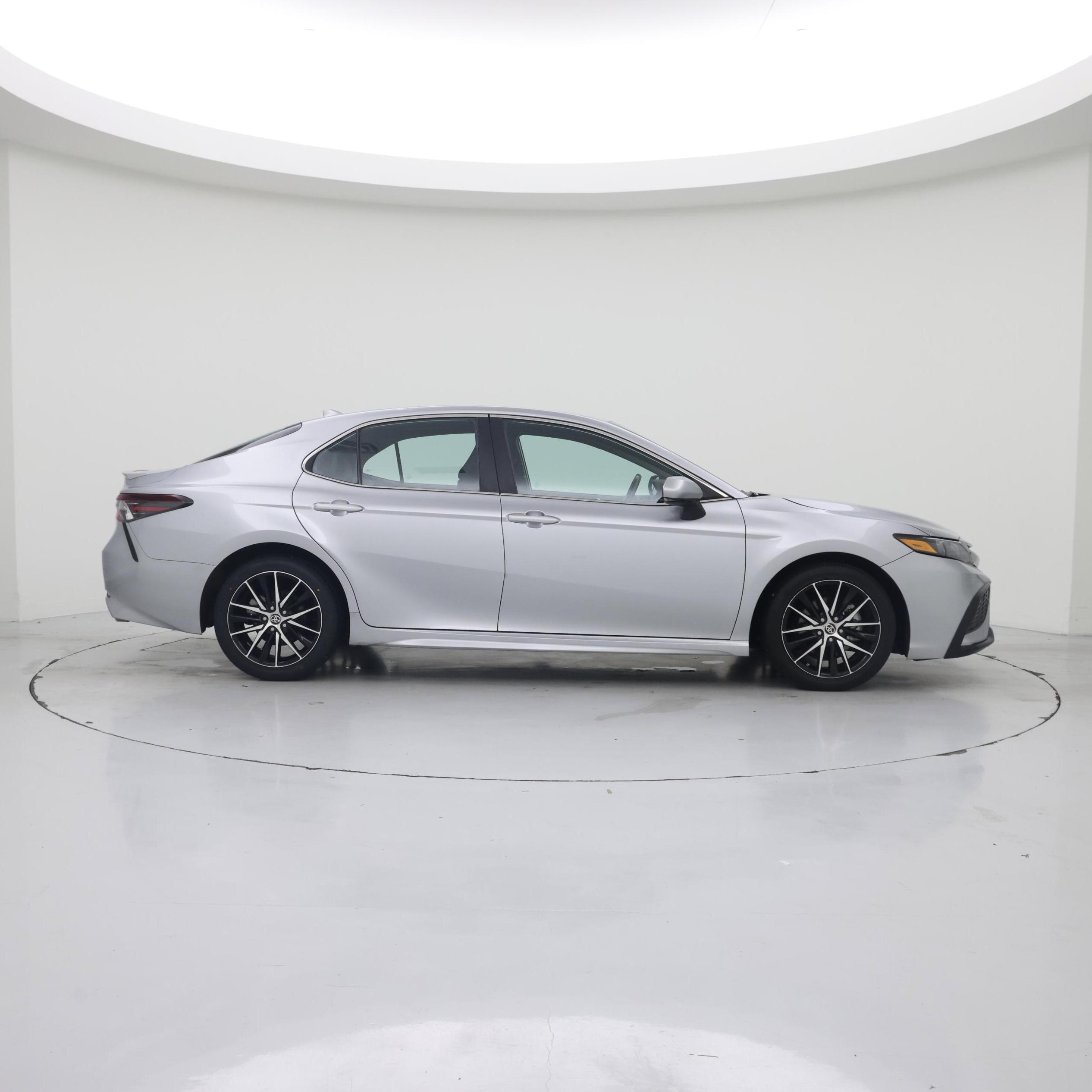 Thumbnail: 2024 Toyota Camry - 7