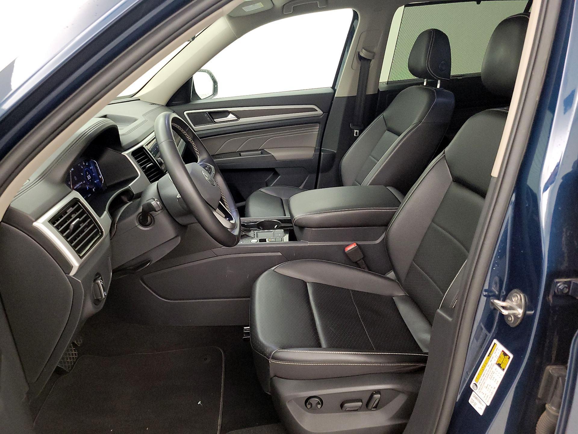 Thumbnail: 2022 Volkswagen Atlas - 11