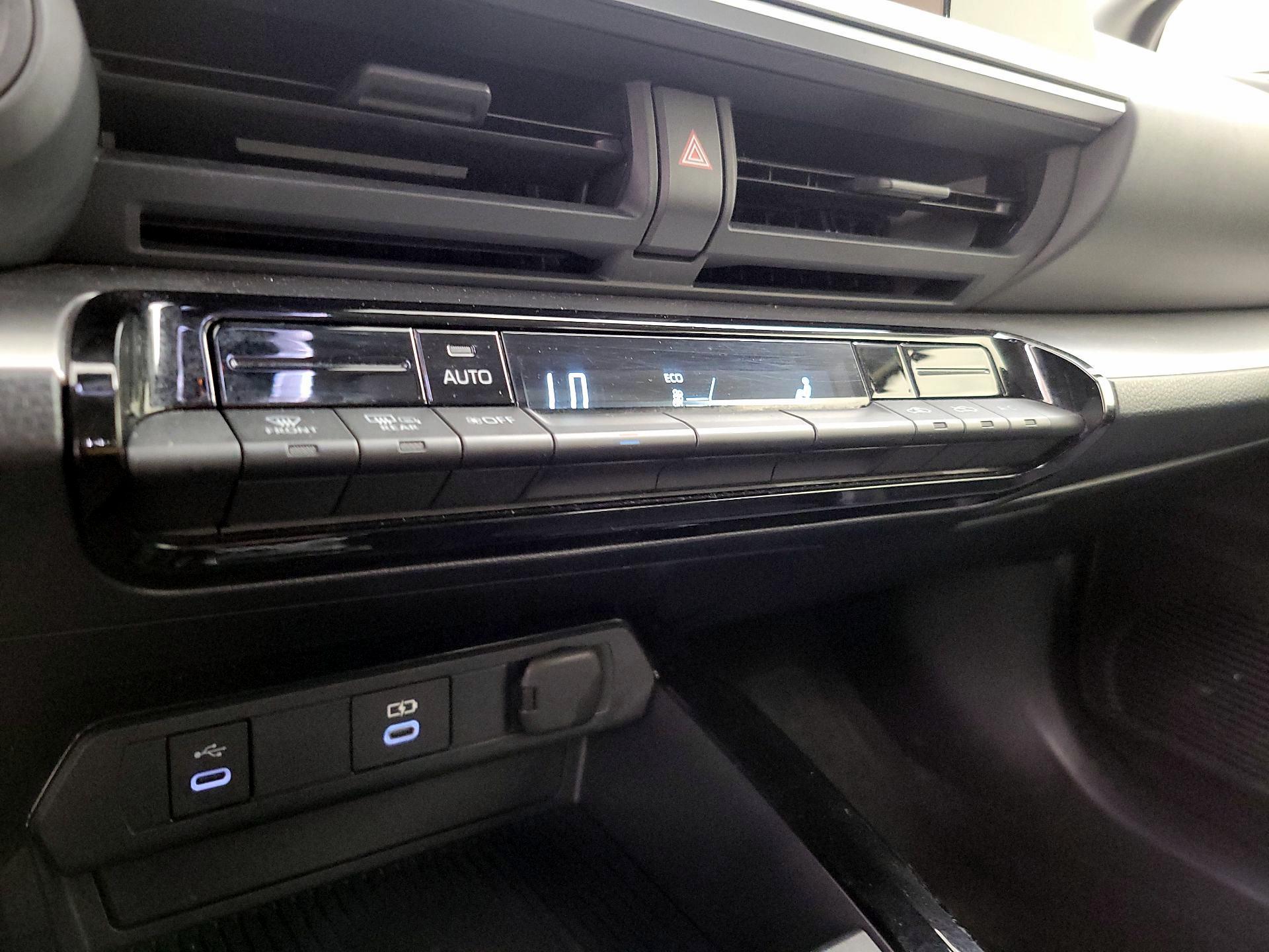 Thumbnail: 2025 Toyota Prius - 16