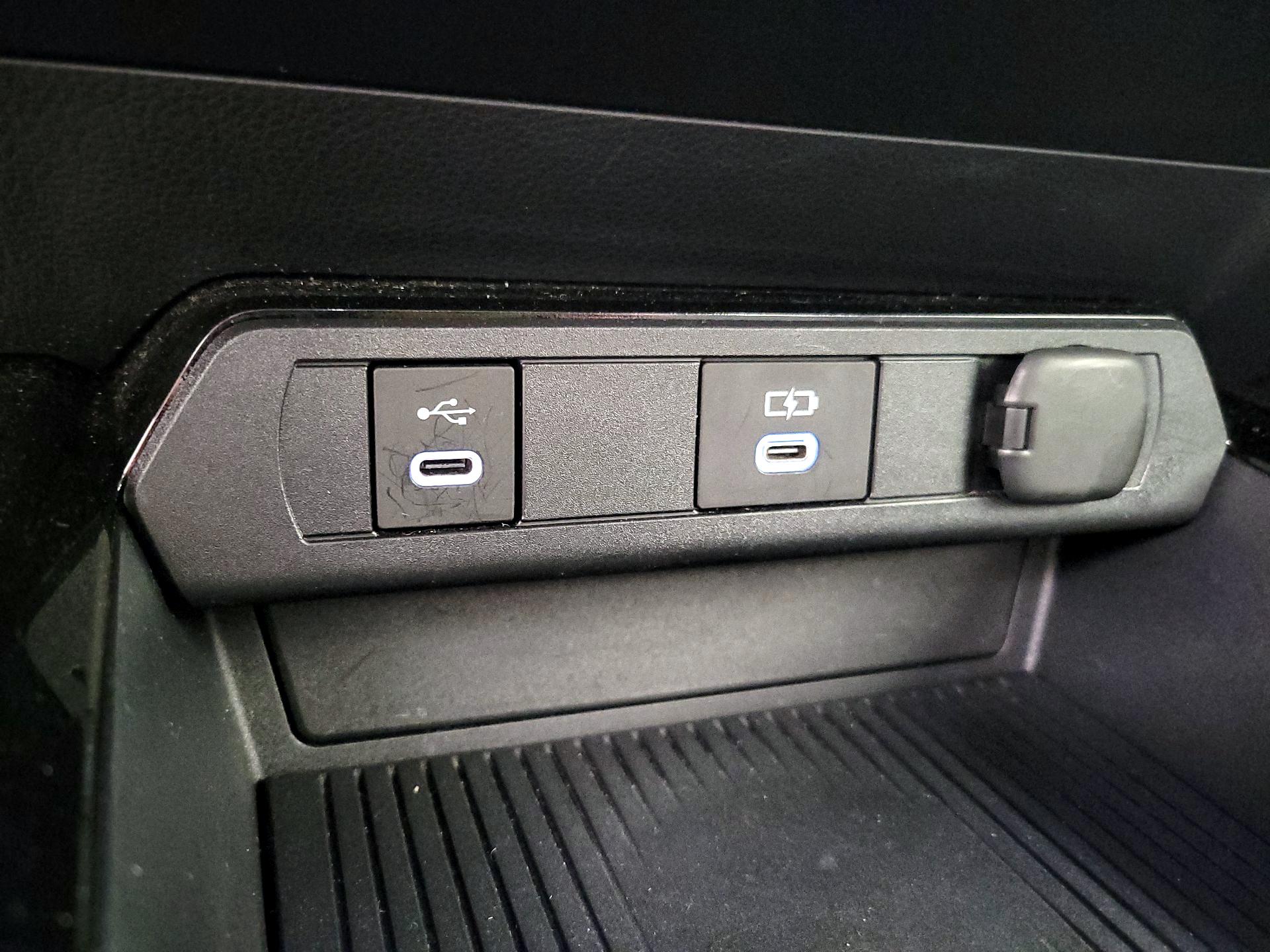 Thumbnail: 2025 Toyota Prius - 18