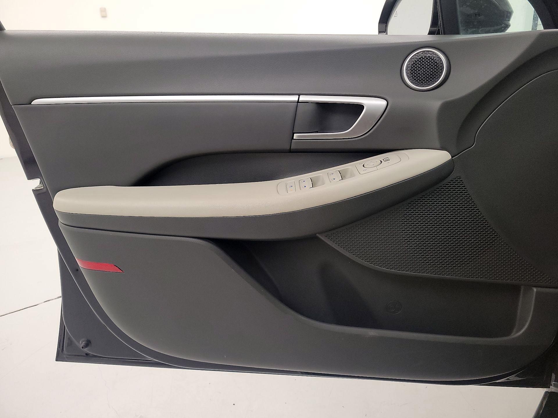 Thumbnail: 2025 Hyundai Sonata - 12