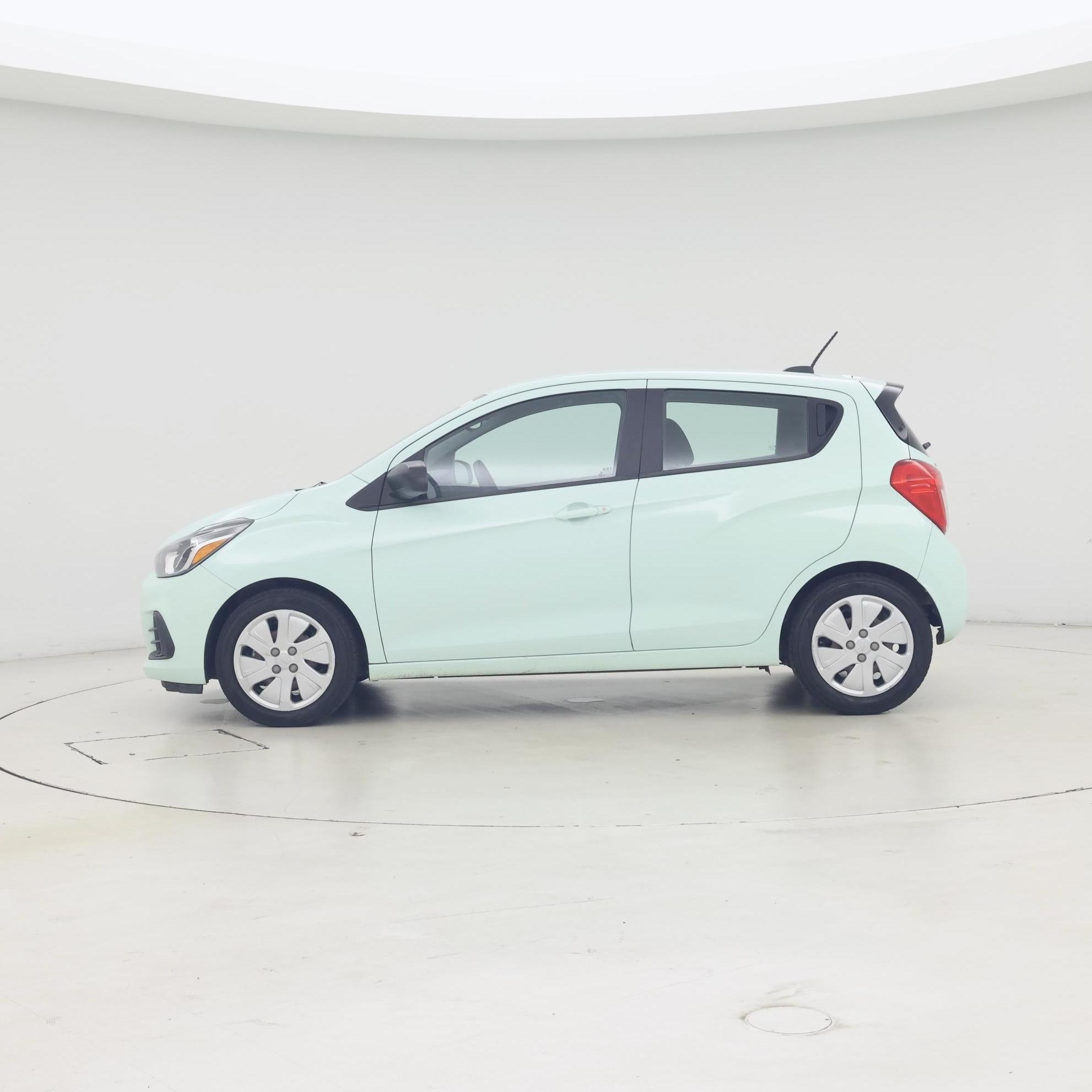 Thumbnail: 2018 Chevrolet Spark - 3