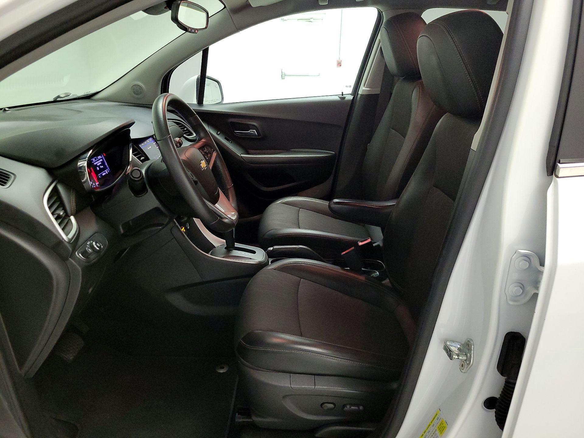 Thumbnail: 2020 Chevrolet Trax - 11