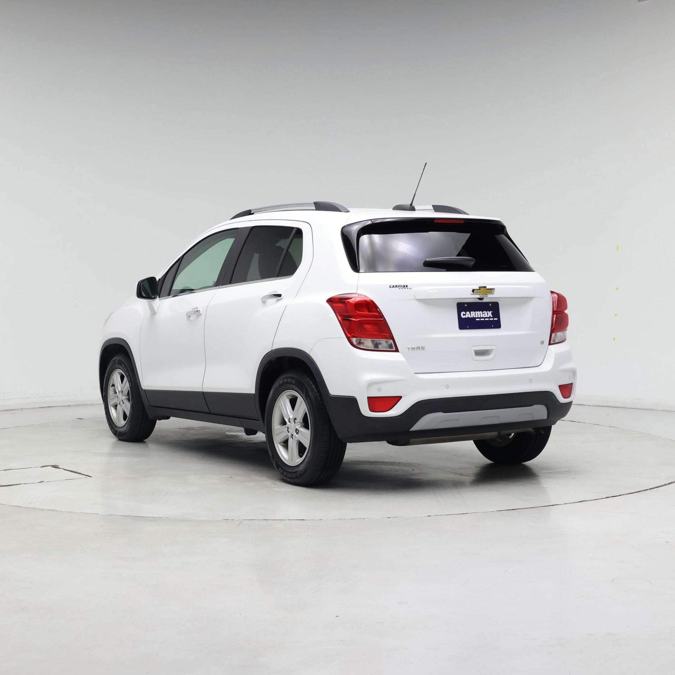 Thumbnail: 2020 Chevrolet Trax - 2