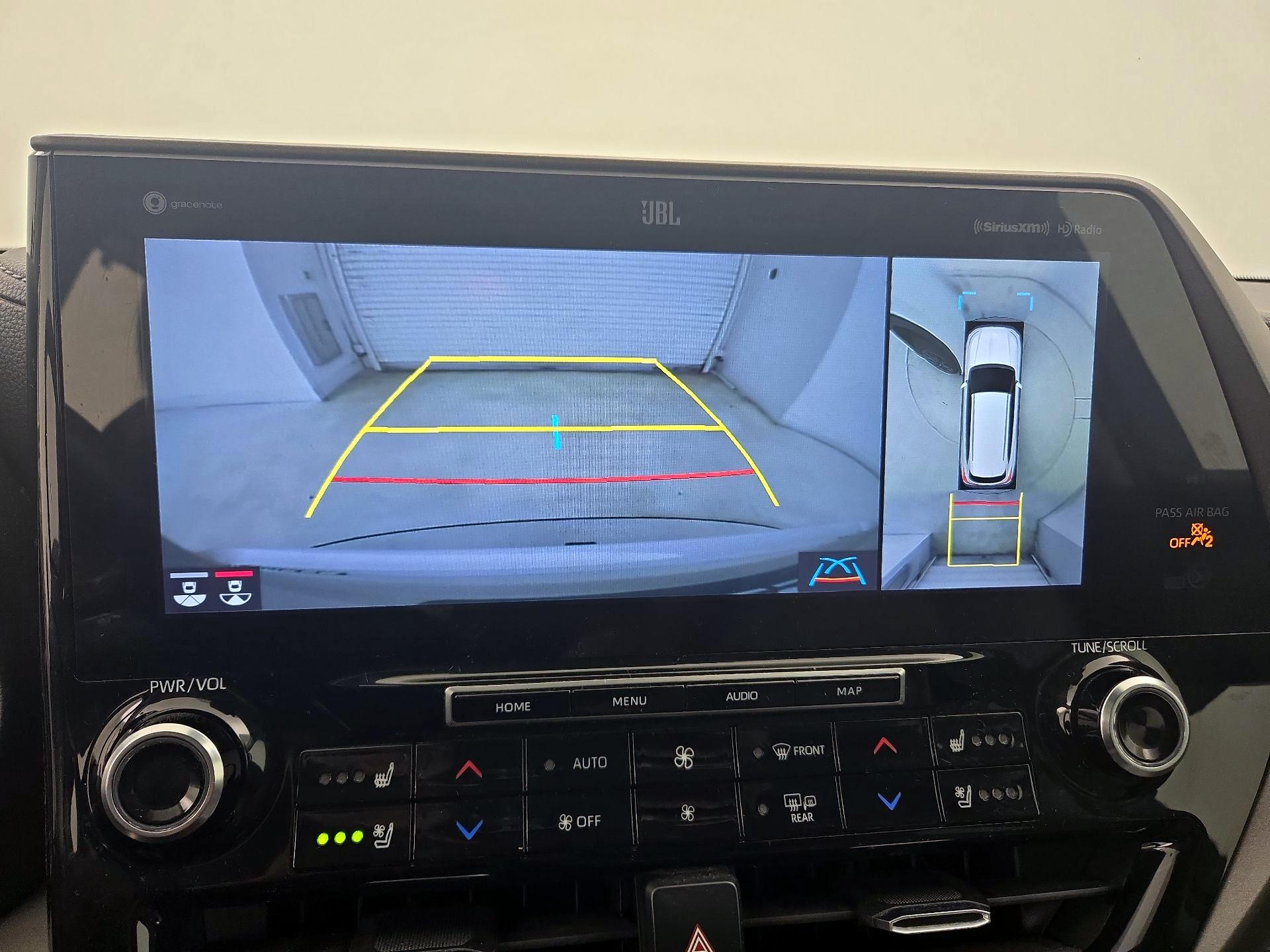 Thumbnail: 2021 Toyota Highlander - 14