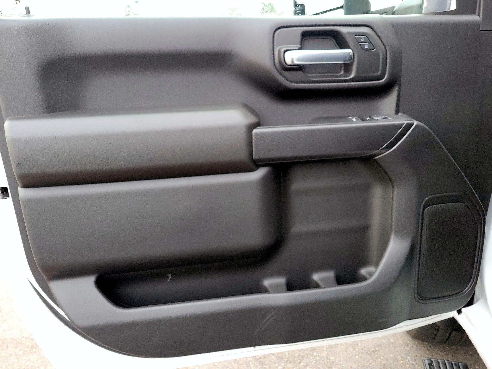 Thumbnail: 2025 GMC Sierra 3500 - 10