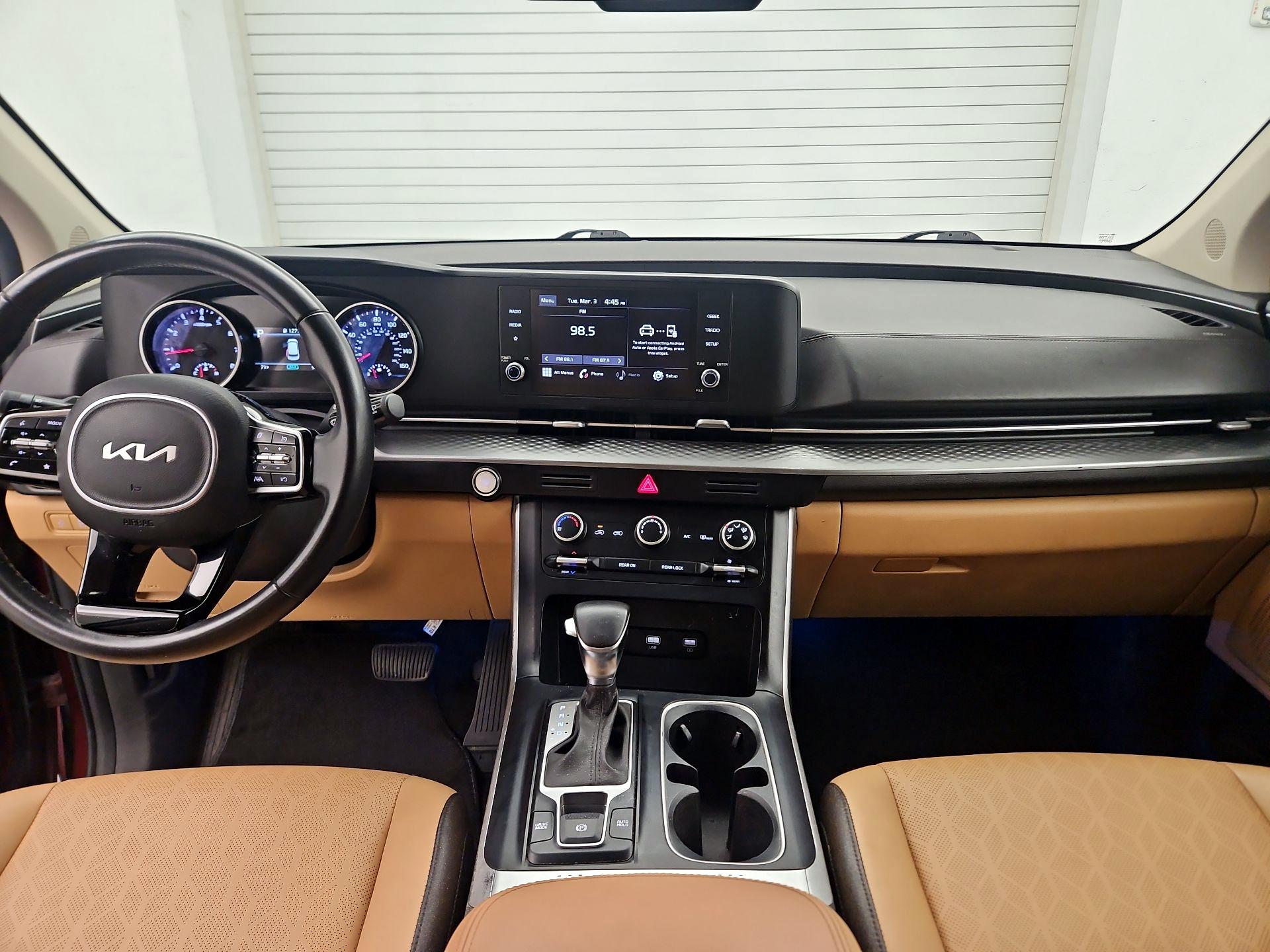 Thumbnail: 2022 Kia Carnival - 9