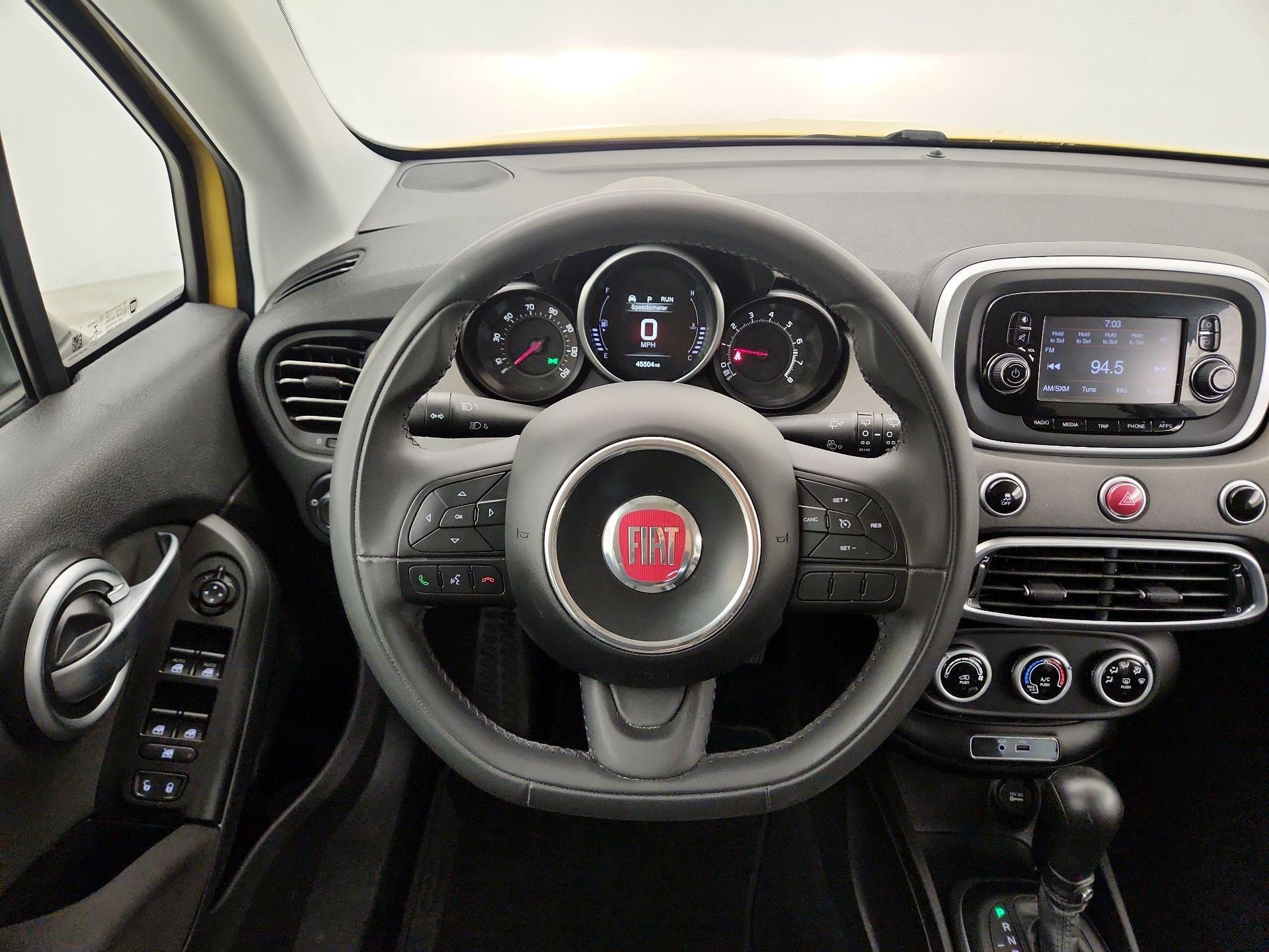 Thumbnail: 2017 Fiat 500X - 10