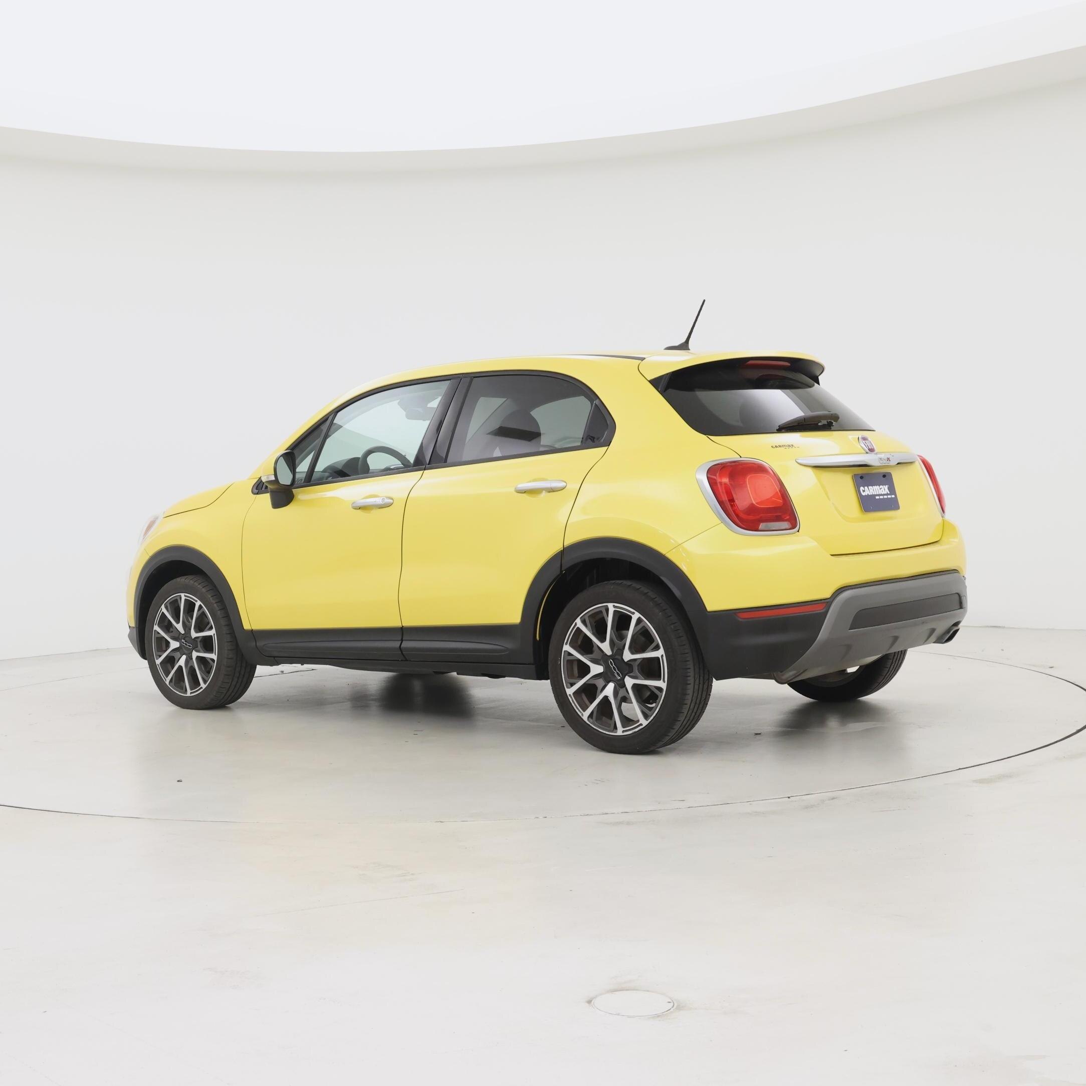 Thumbnail: 2017 Fiat 500X - 5