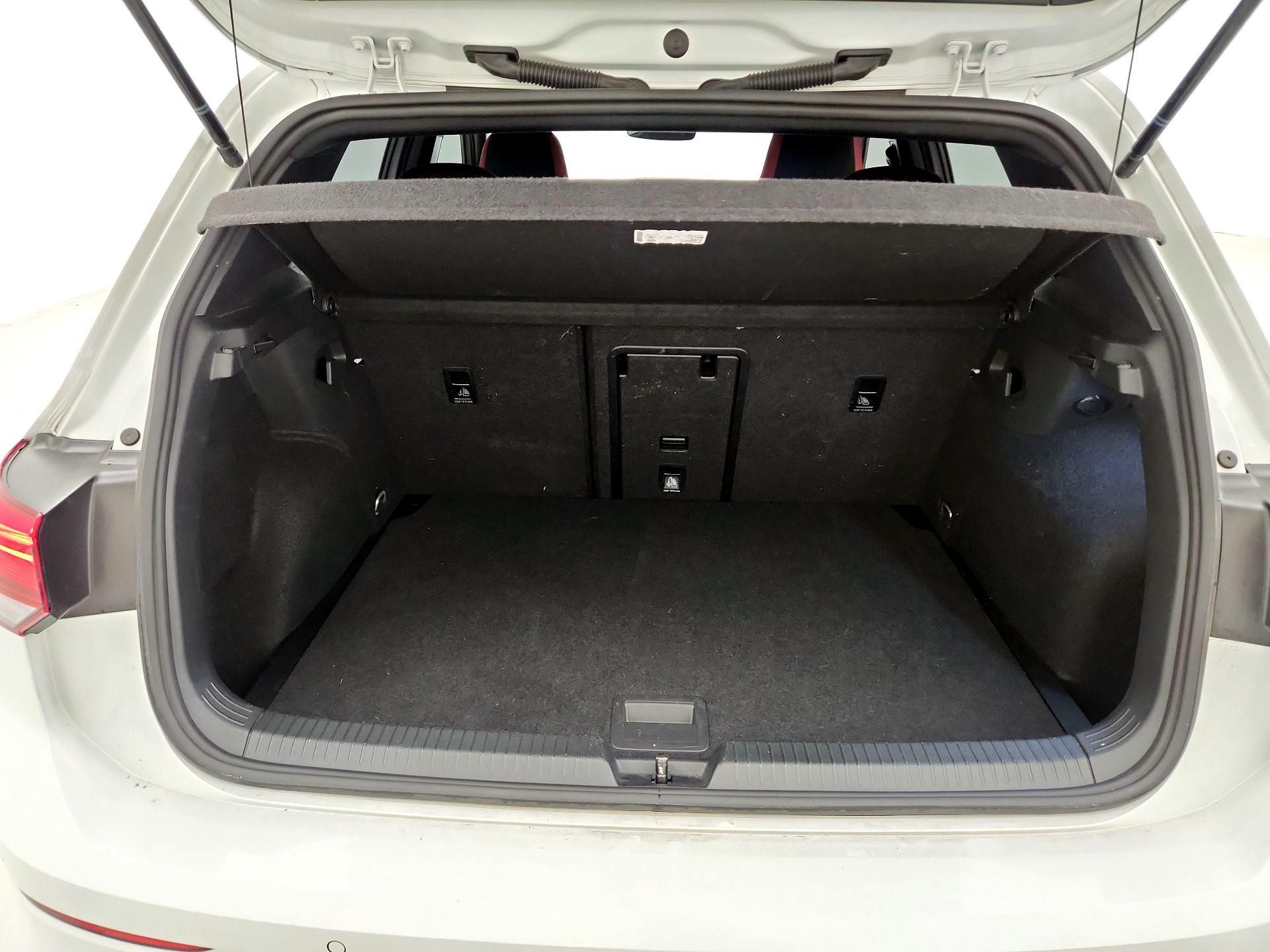 Thumbnail: 2024 Volkswagen Golf - 18