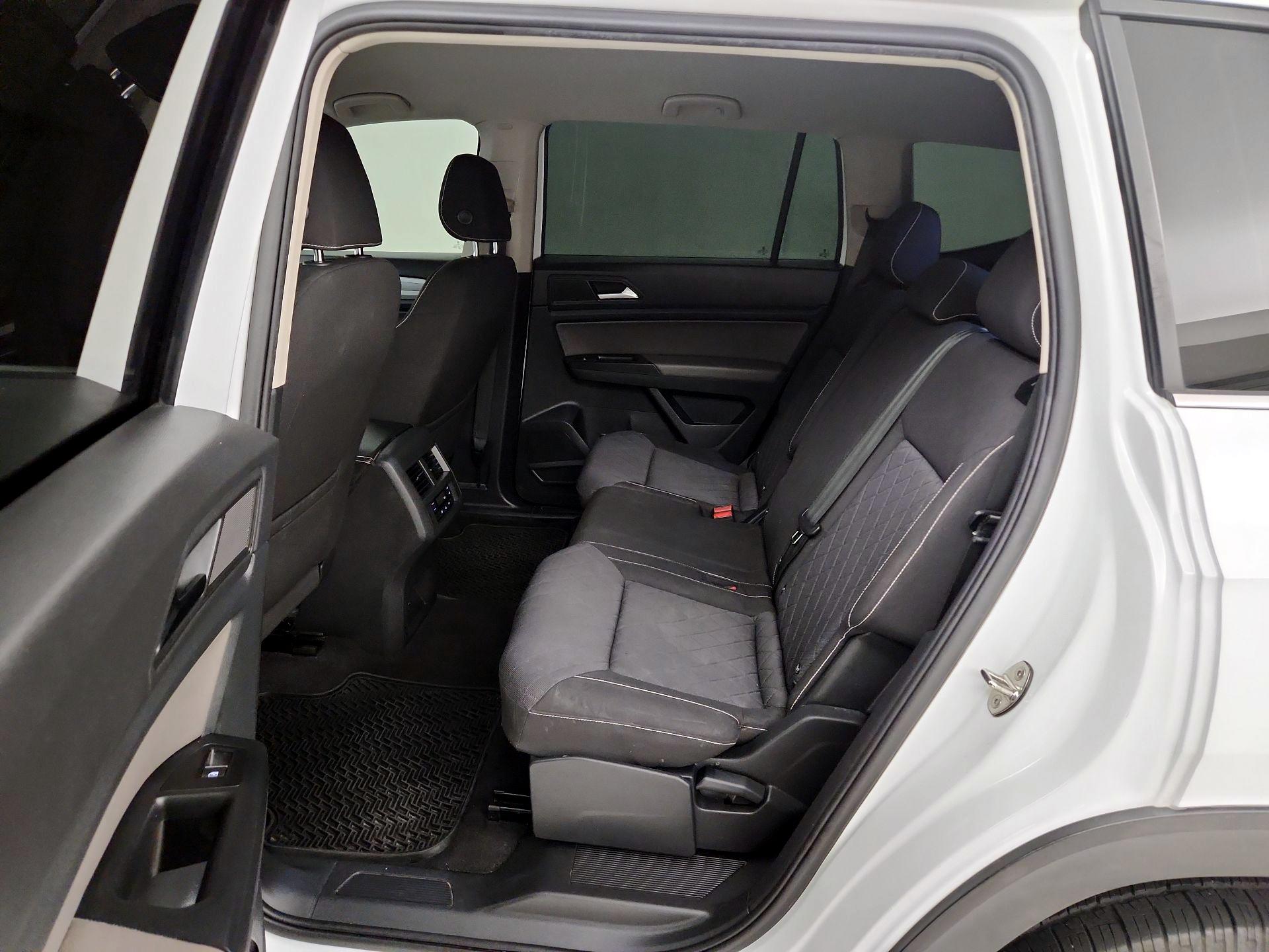 Thumbnail: 2021 Volkswagen Atlas - 19