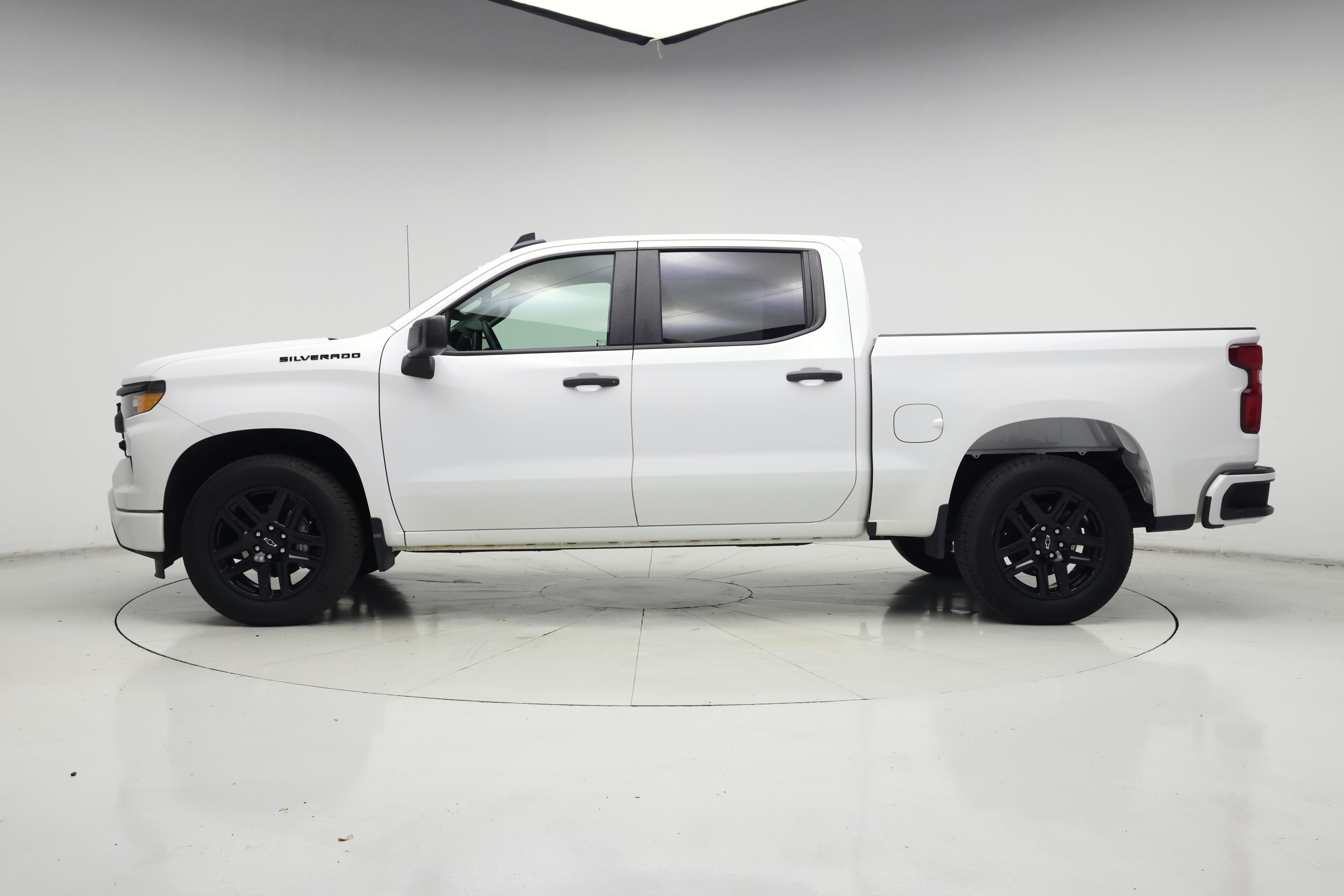 Thumbnail: 2024 Chevrolet Silverado 1500 - 3