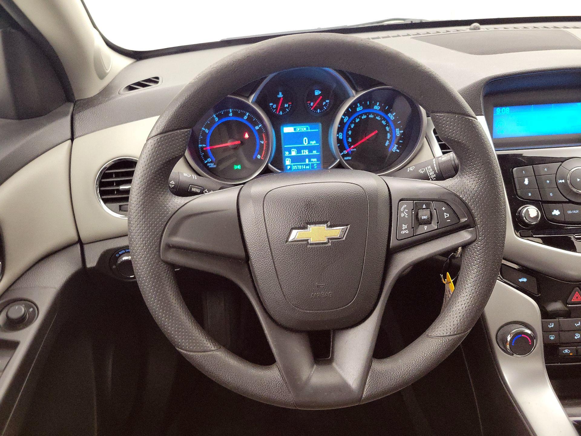 Thumbnail: 2016 Chevrolet Cruze - 10