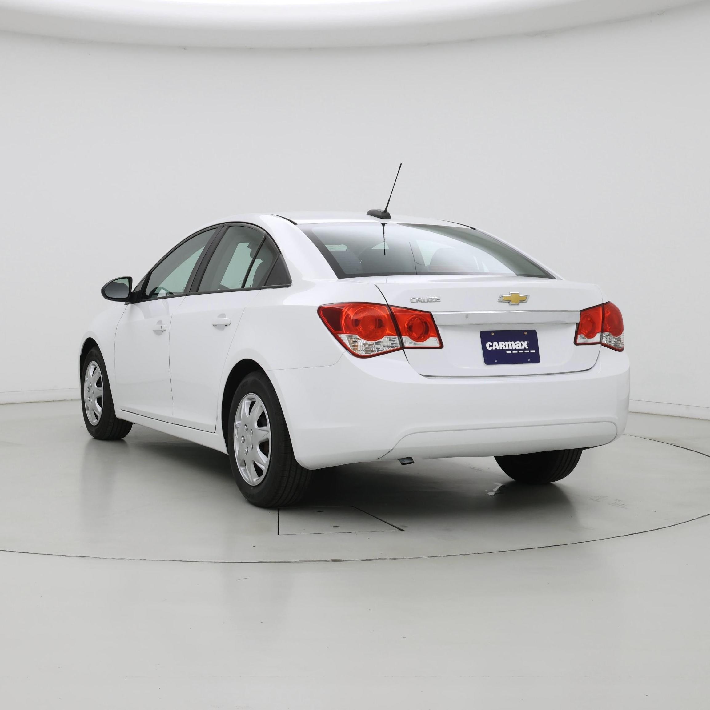 Thumbnail: 2016 Chevrolet Cruze - 2