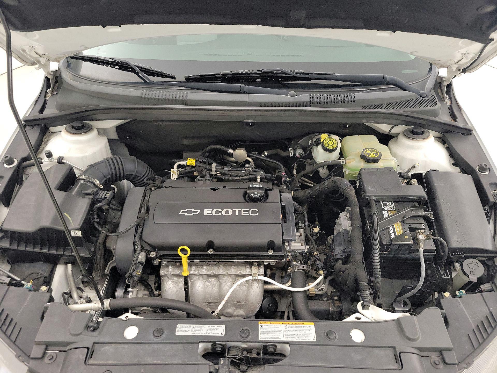 Thumbnail: 2016 Chevrolet Cruze - 19