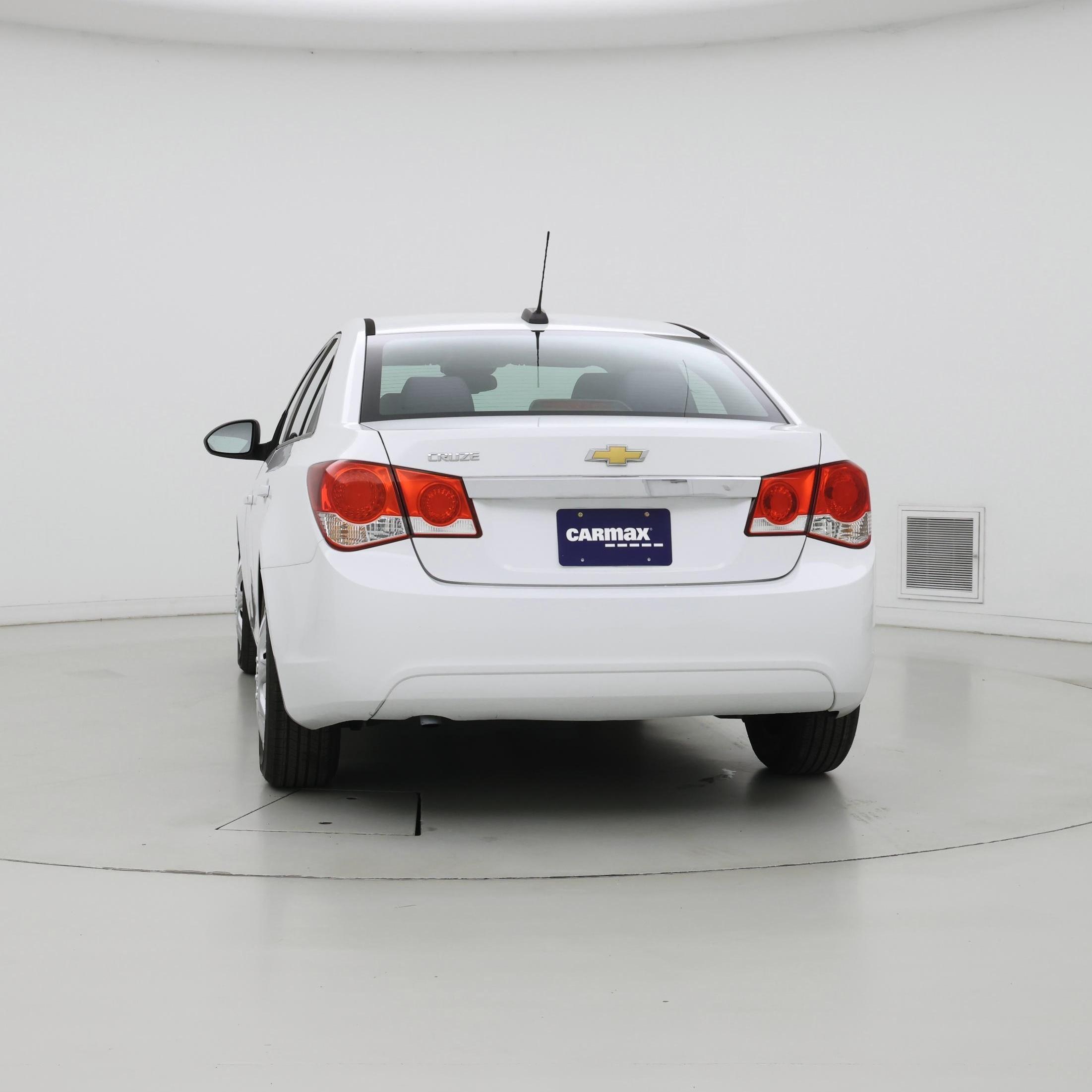 Thumbnail: 2016 Chevrolet Cruze - 6