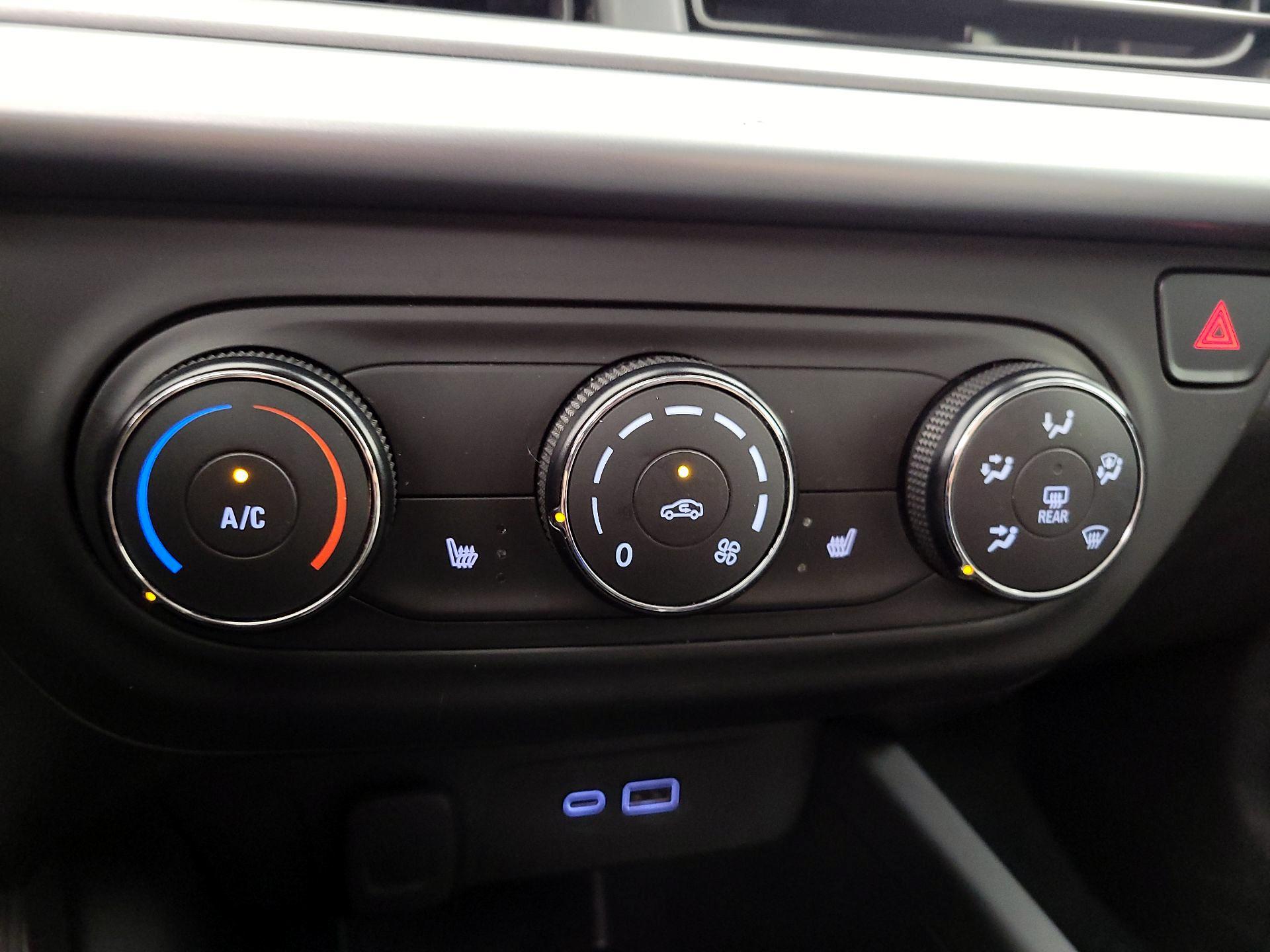 Thumbnail: 2025 Chevrolet Trax - 16