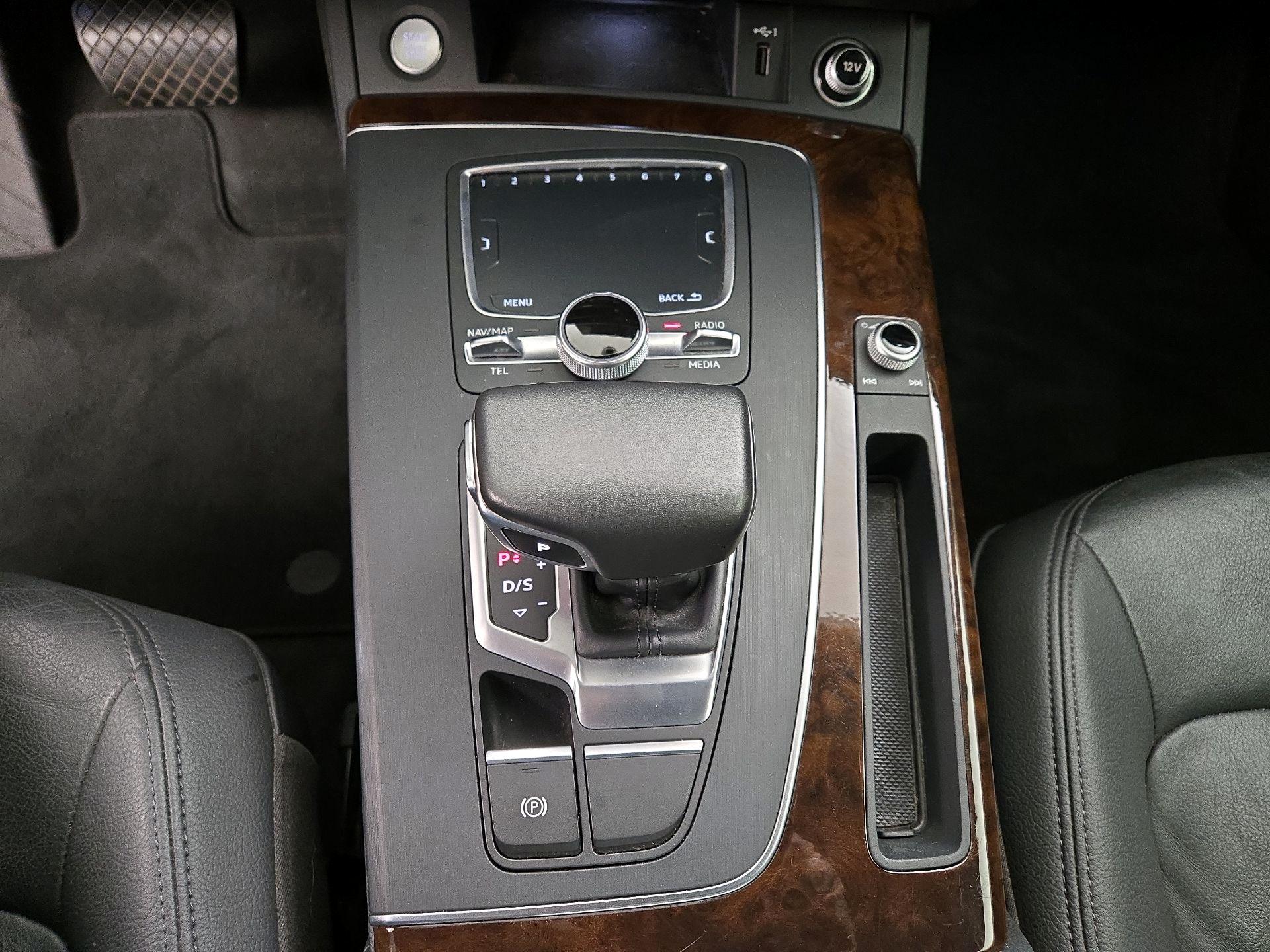 Thumbnail: 2018 Audi Q5 - 18