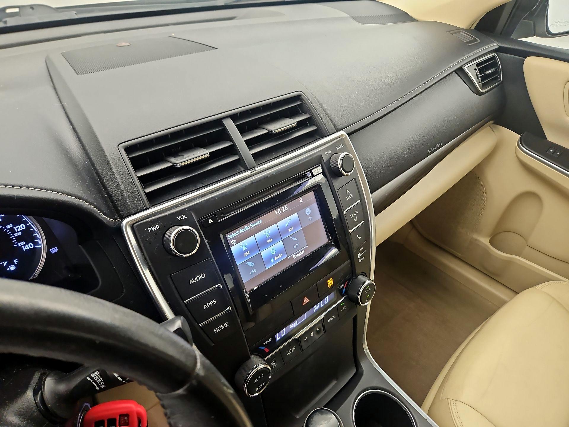 Thumbnail: 2015 Toyota Camry - 13