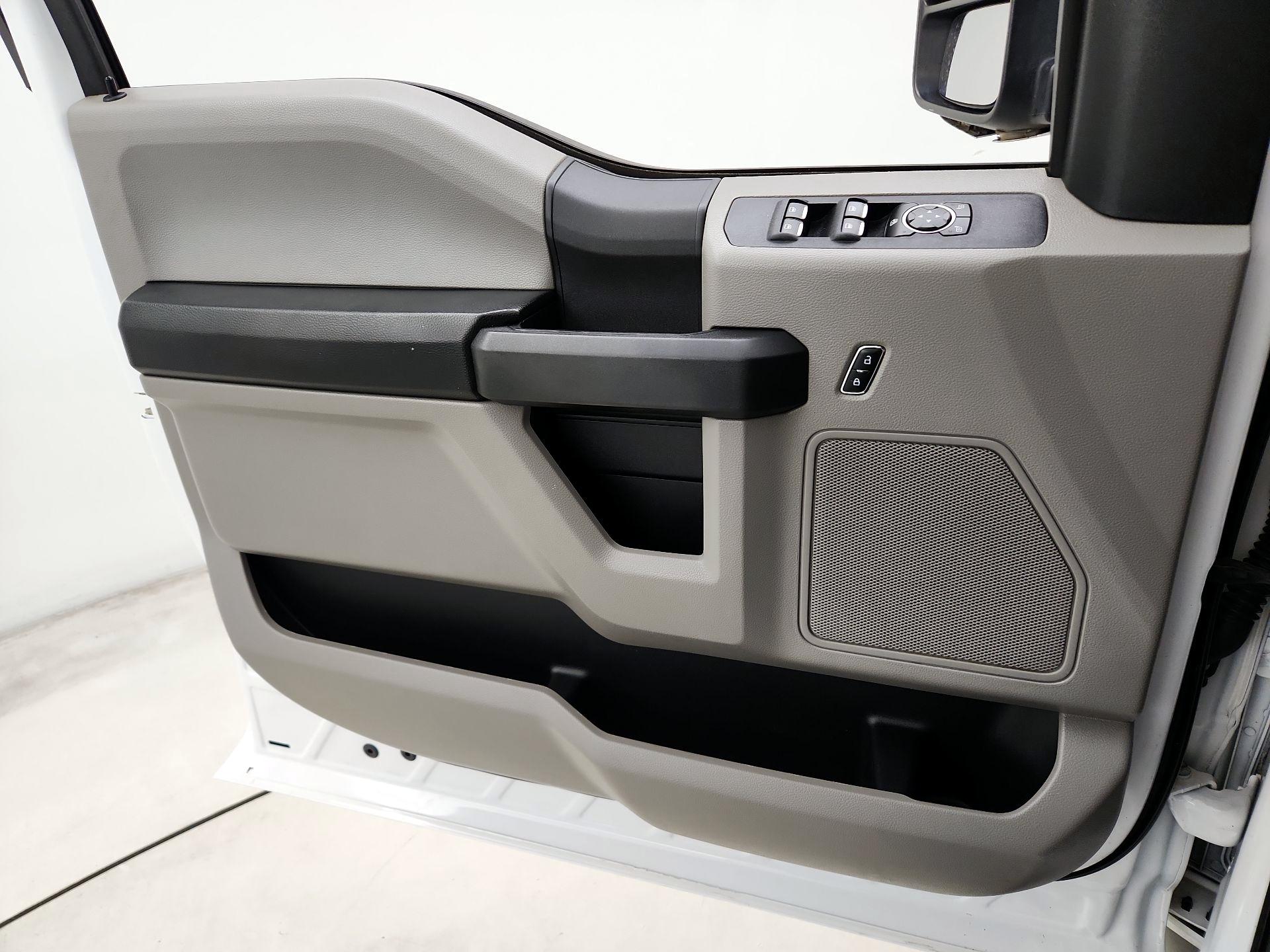 Thumbnail: 2020 Ford F-250 - 12