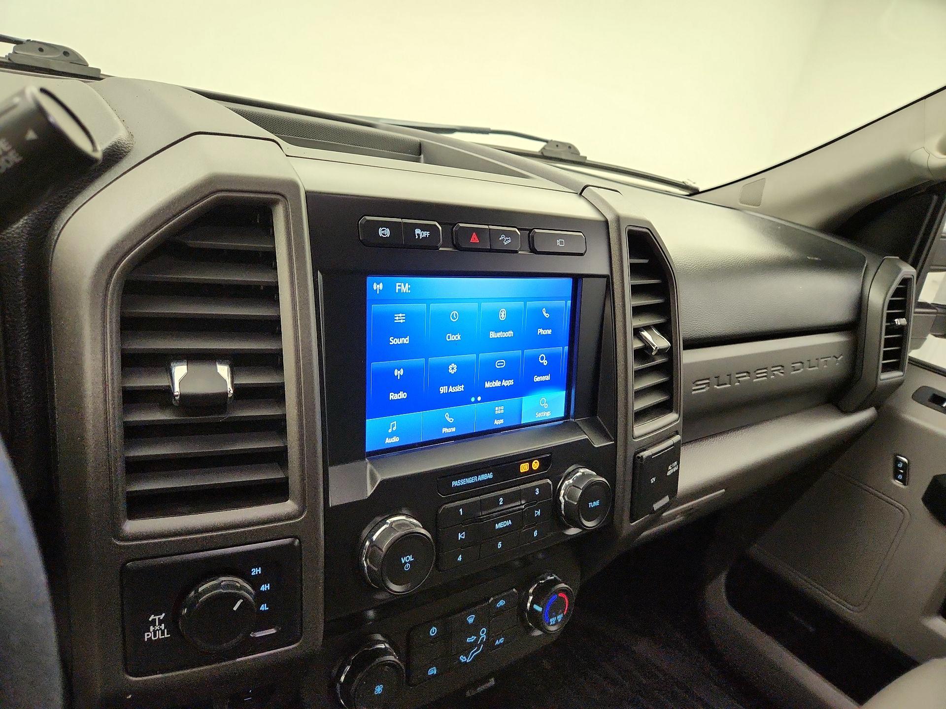 Thumbnail: 2020 Ford F-250 - 13