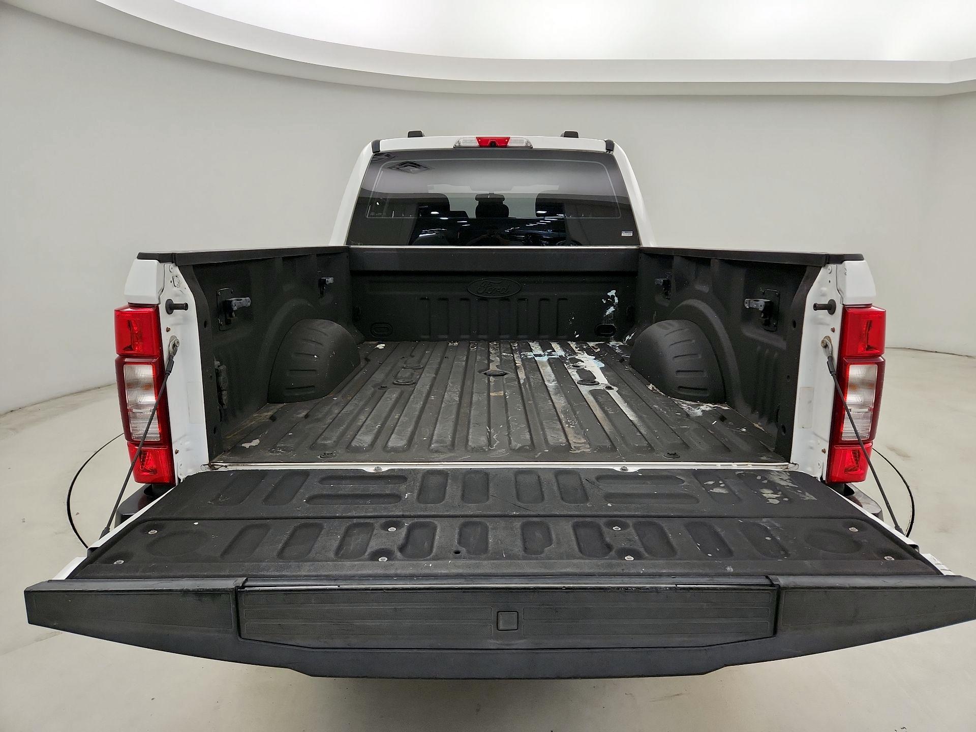 Thumbnail: 2020 Ford F-250 - 16