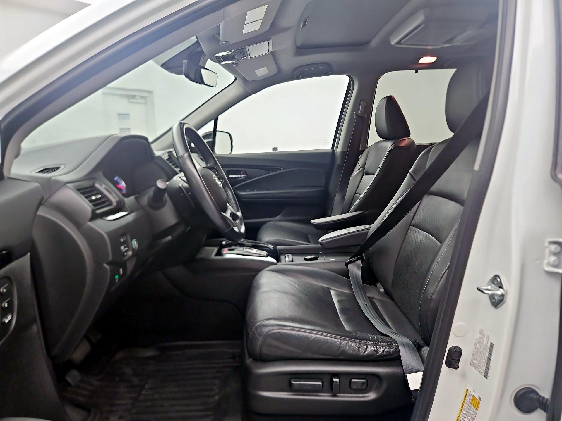 Thumbnail: 2021 Honda Pilot - 11